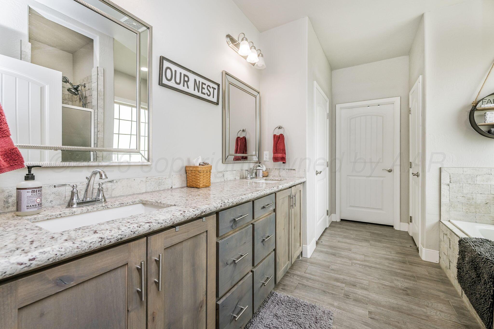 10075 Red Deer Drive Property Photo 13