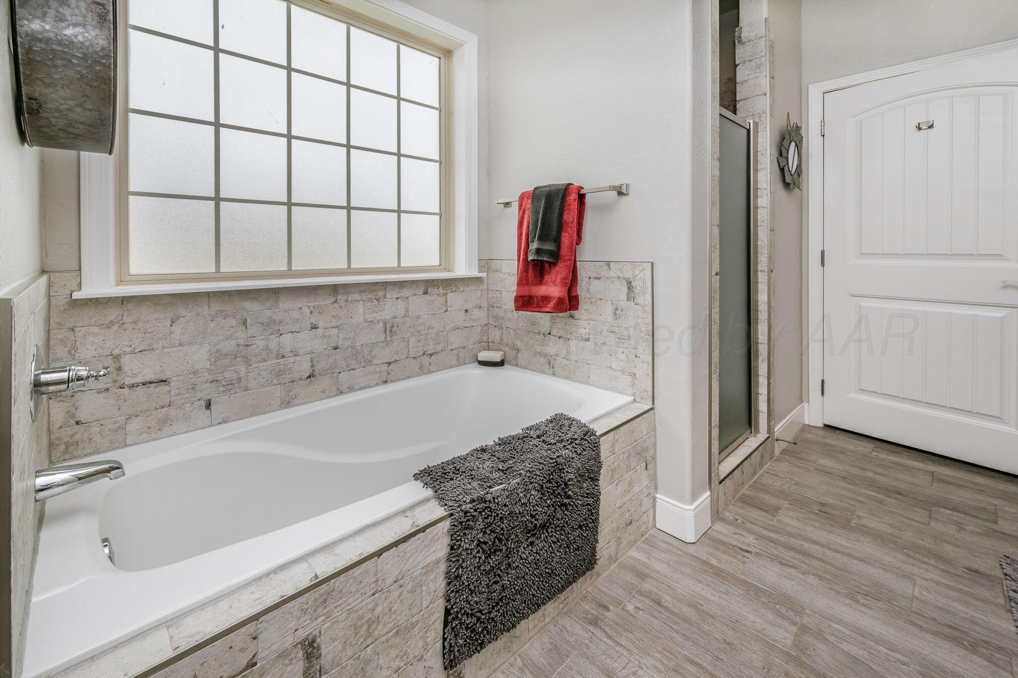 10075 Red Deer Drive Property Photo 14