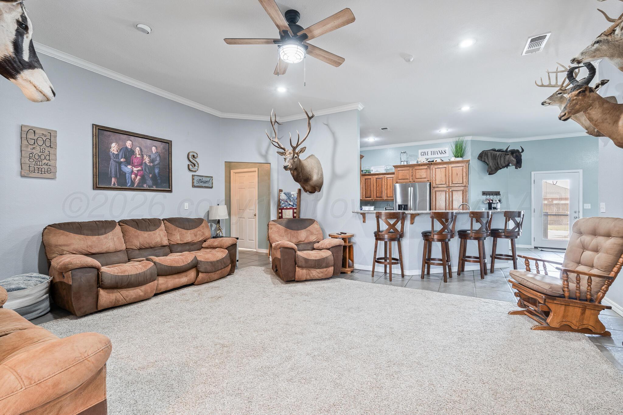 16550 Dowd Lane Property Photo 3