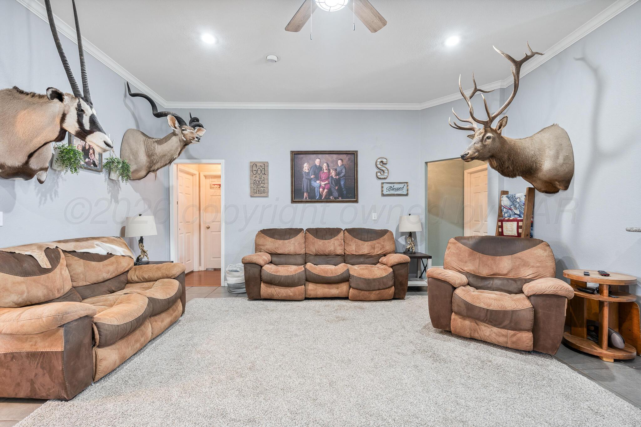 16550 Dowd Lane Property Photo 4