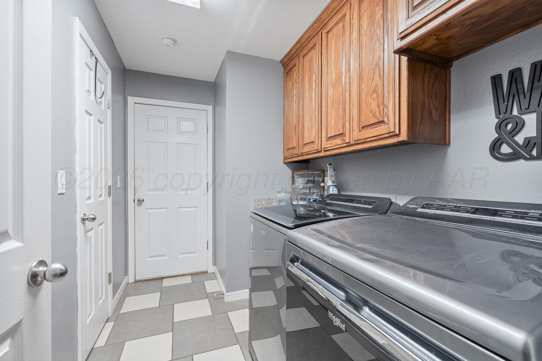 16550 Dowd Lane Property Photo 10