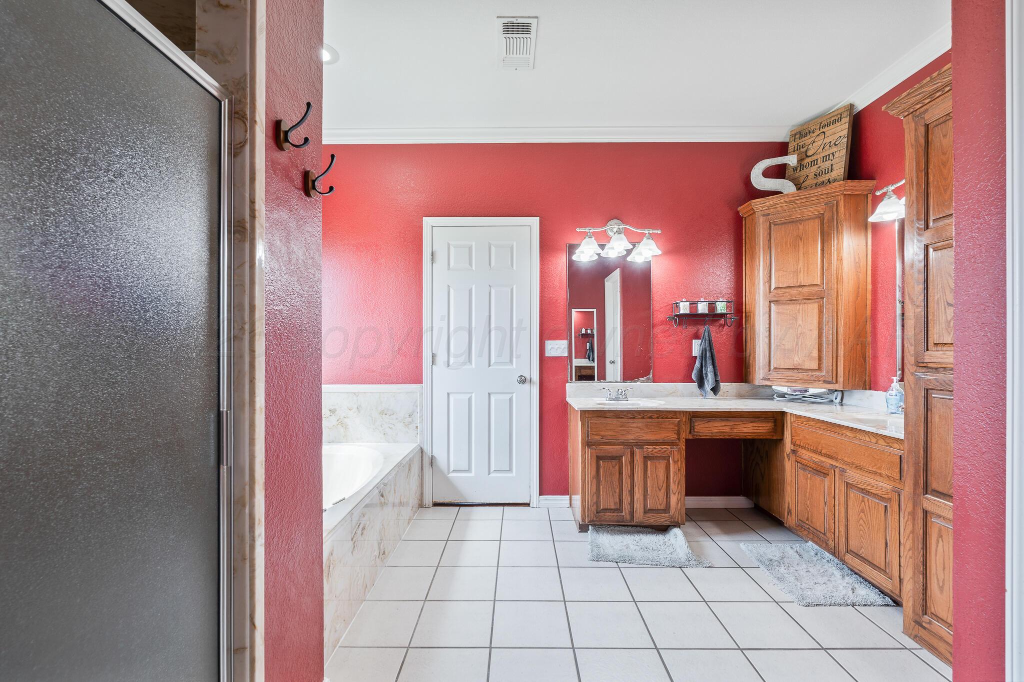 16550 Dowd Lane Property Photo 13