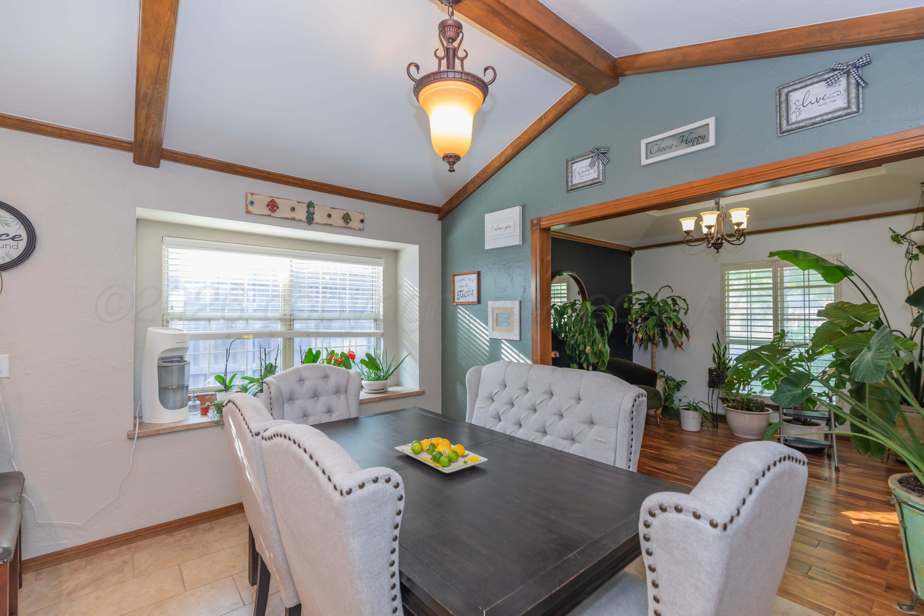 7610 Sleepy Hollow Boulevard Property Photo 6