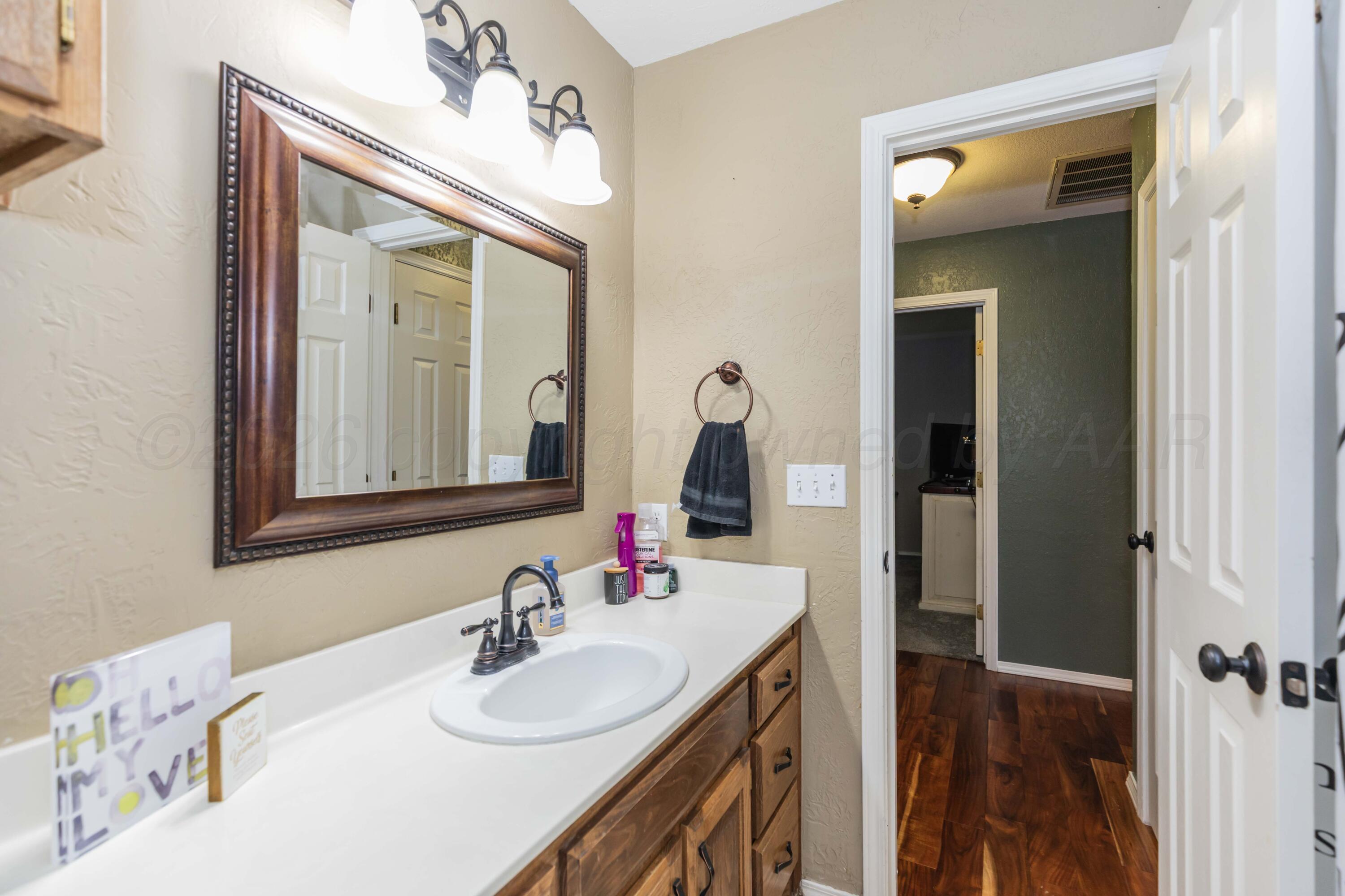 7610 Sleepy Hollow Boulevard Property Photo 11