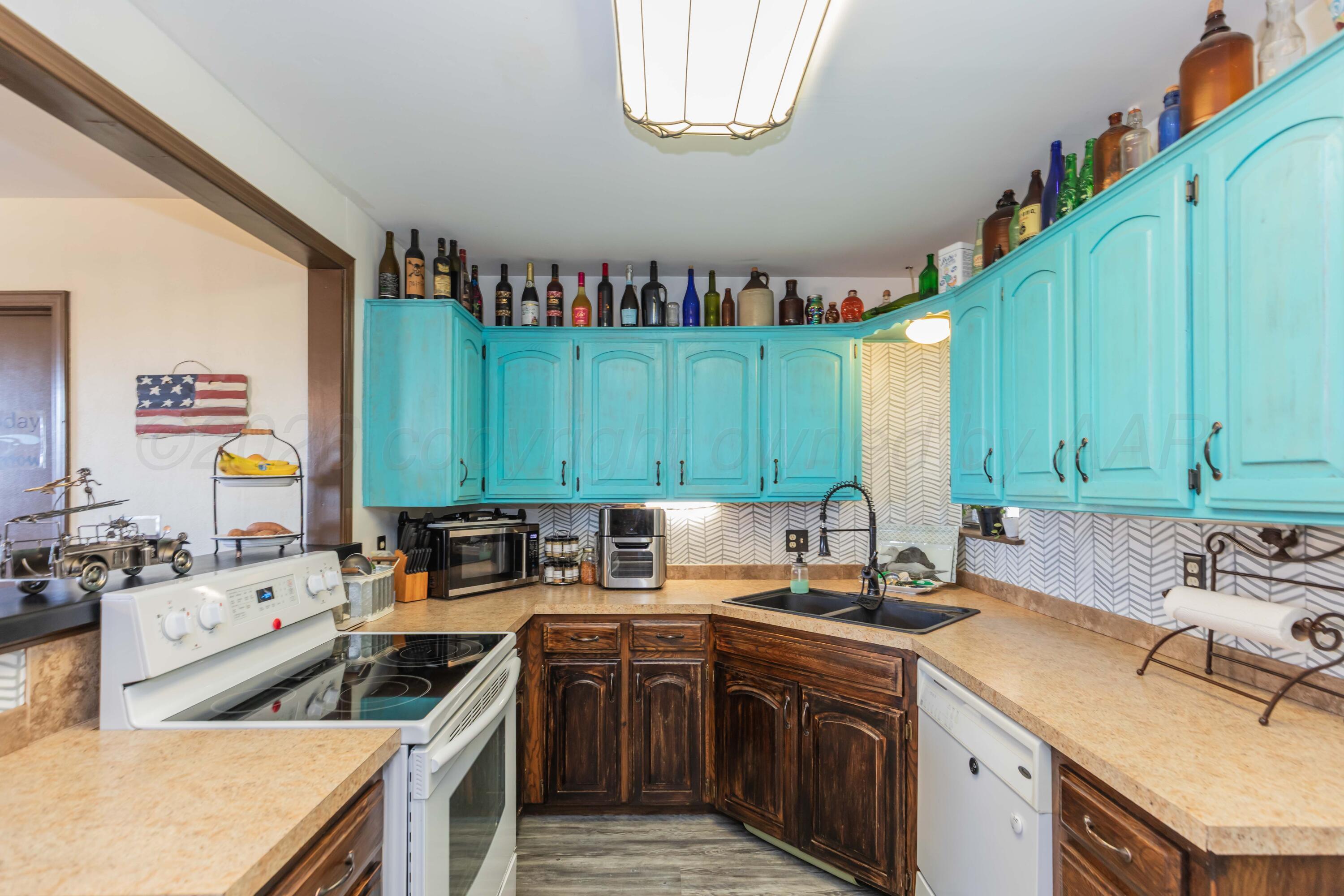 108 Jefferson Street Property Photo 7