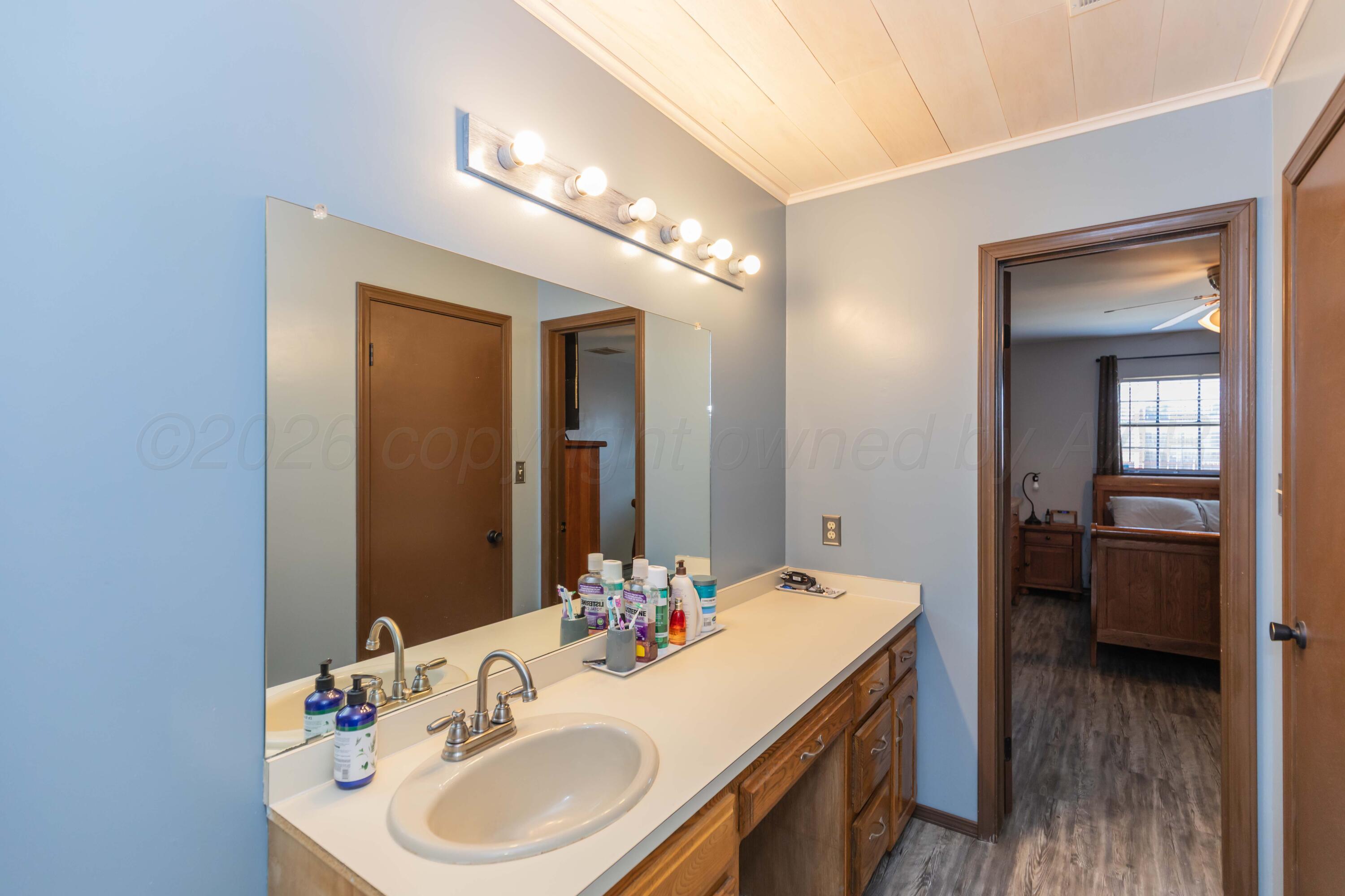 108 Jefferson Street Property Photo 27