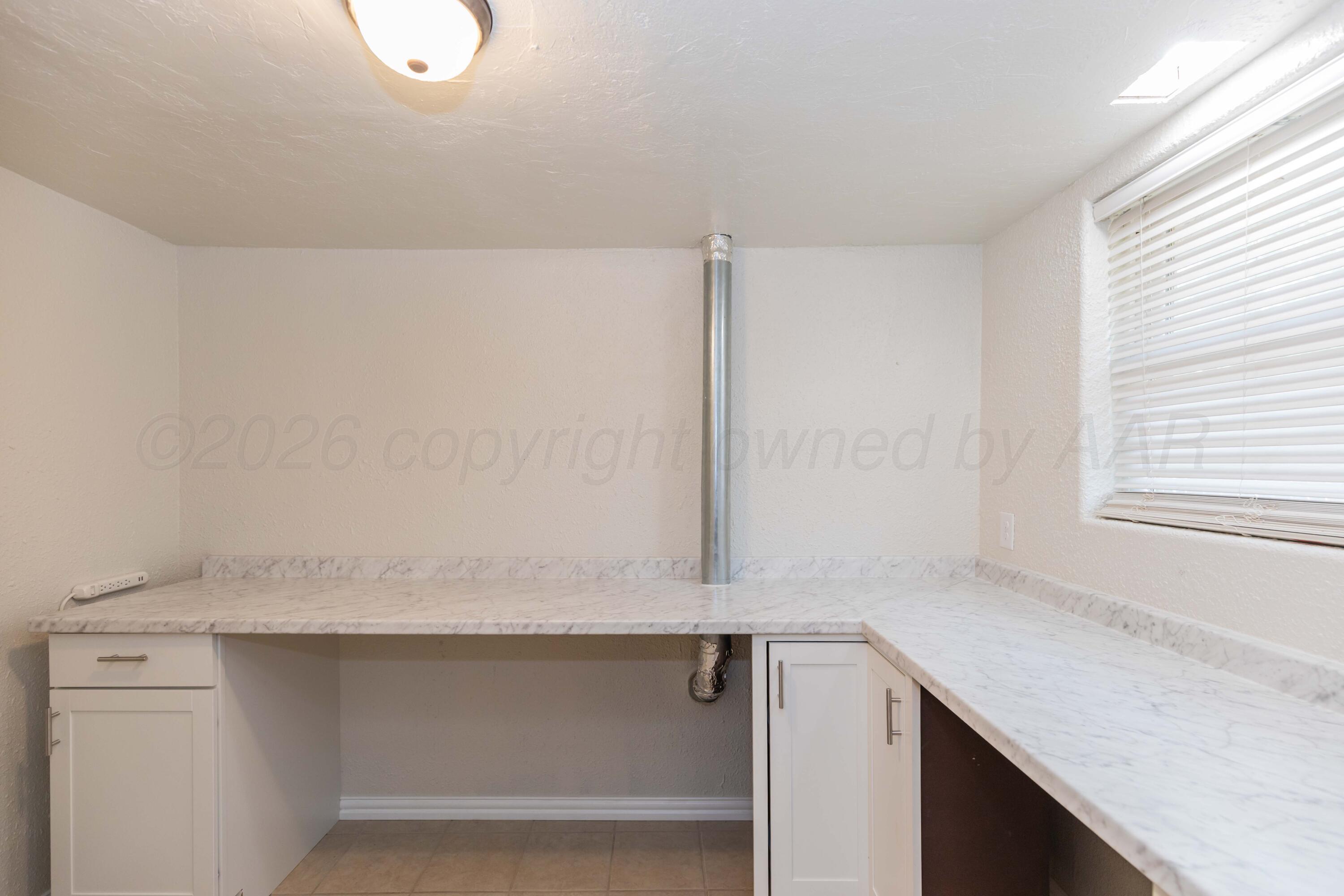 1612 N Evergreen Street Property Photo 15