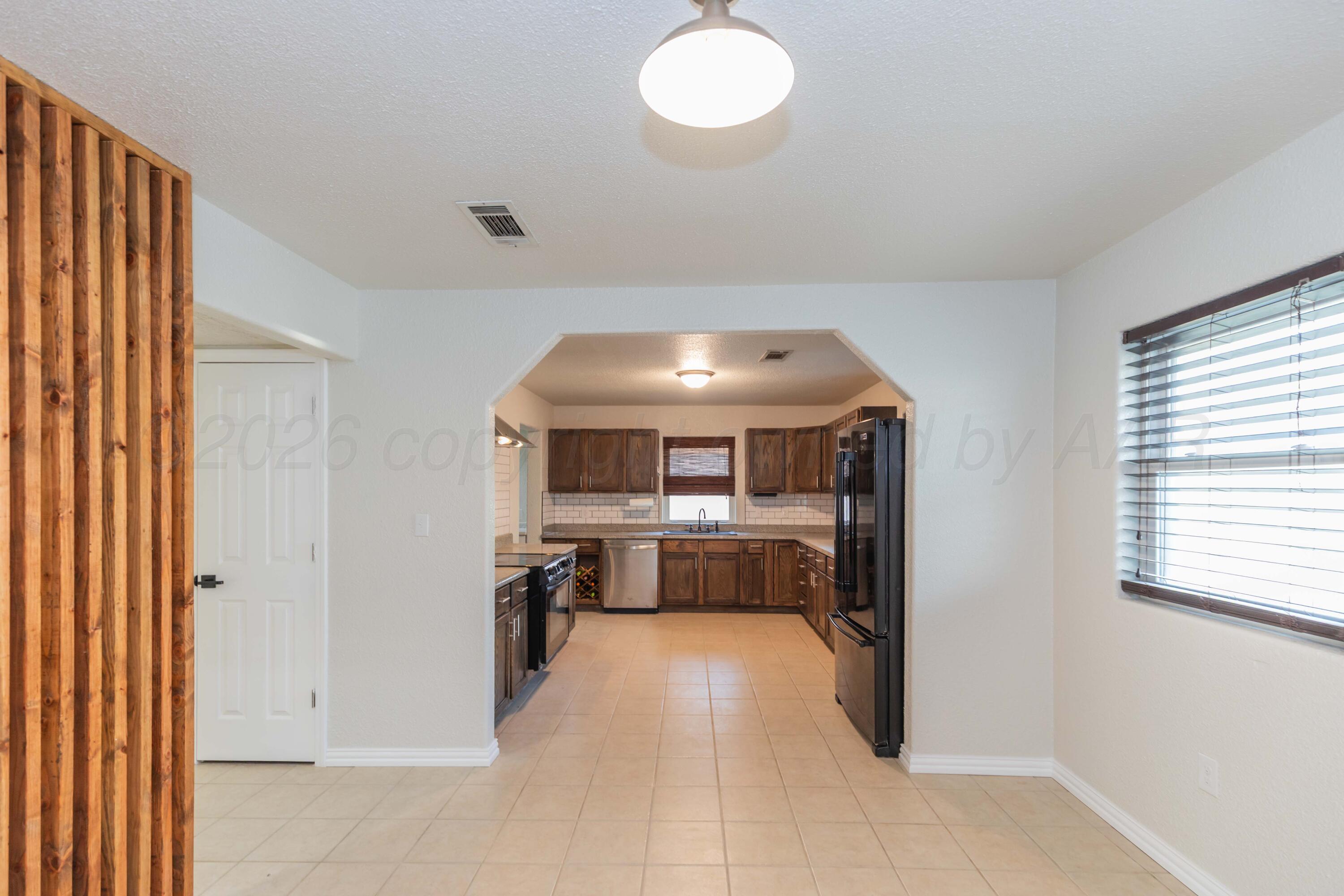 1612 N Evergreen Street Property Photo 17