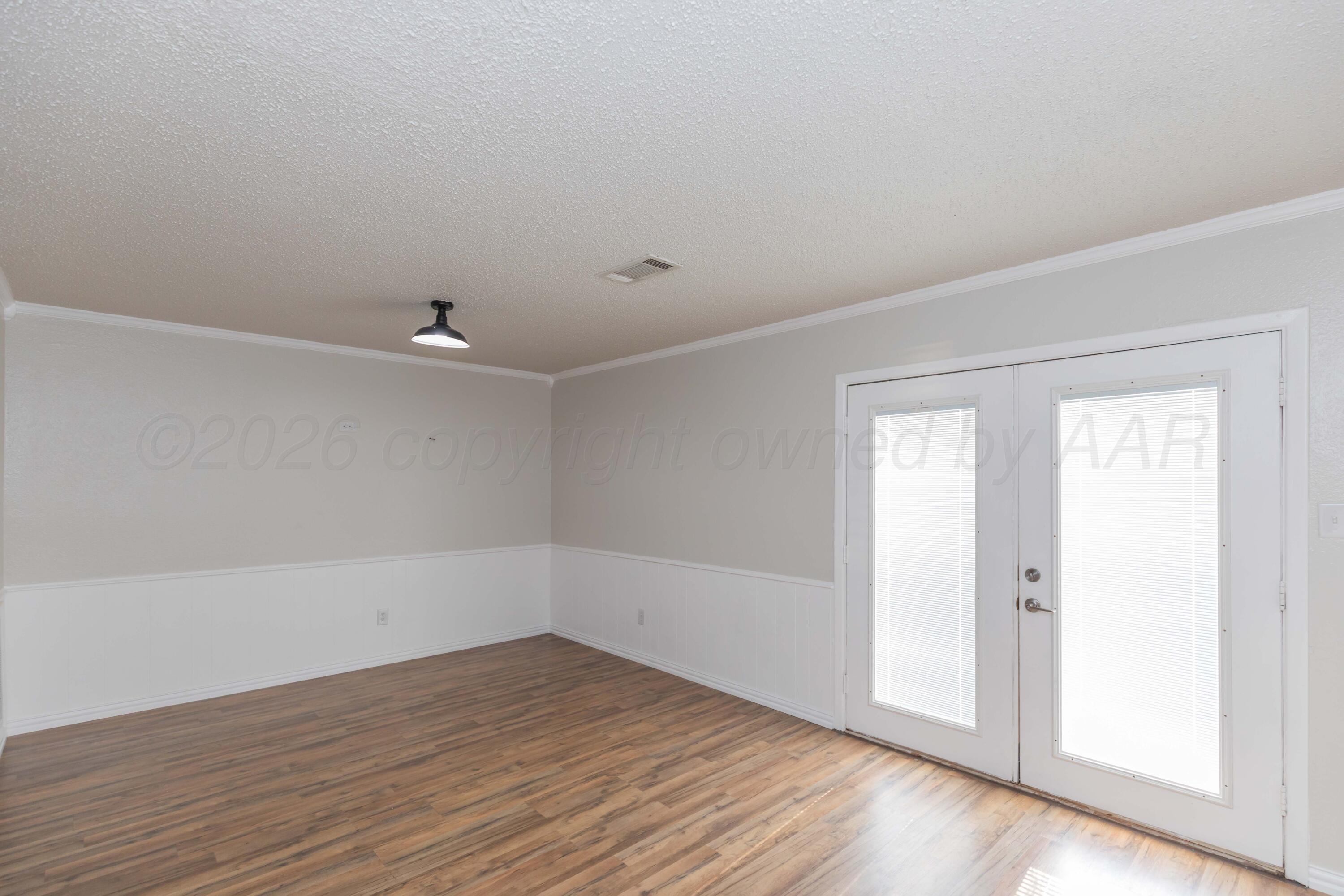 1612 N Evergreen Street Property Photo 23