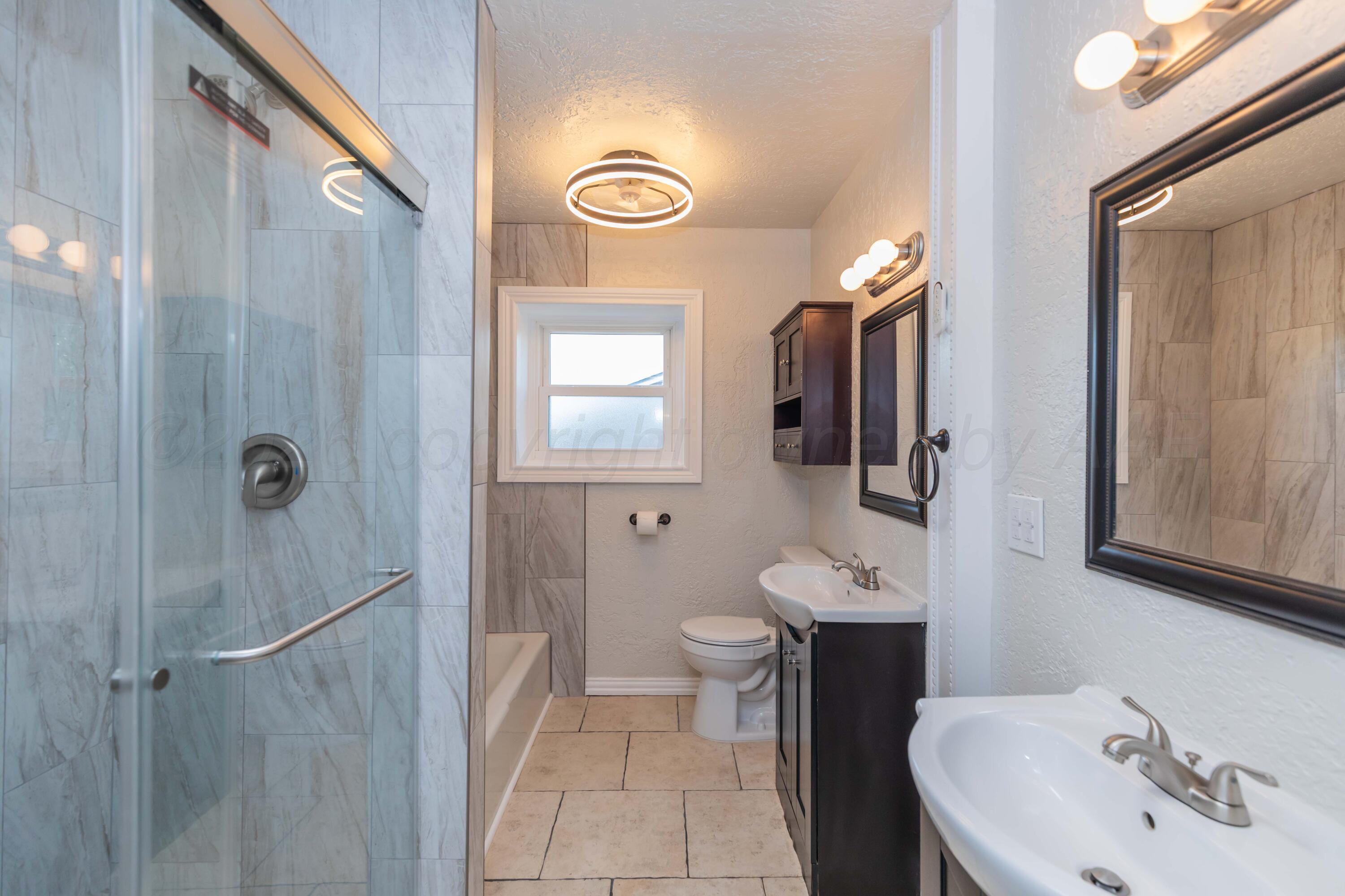 1612 N Evergreen Street Property Photo 33