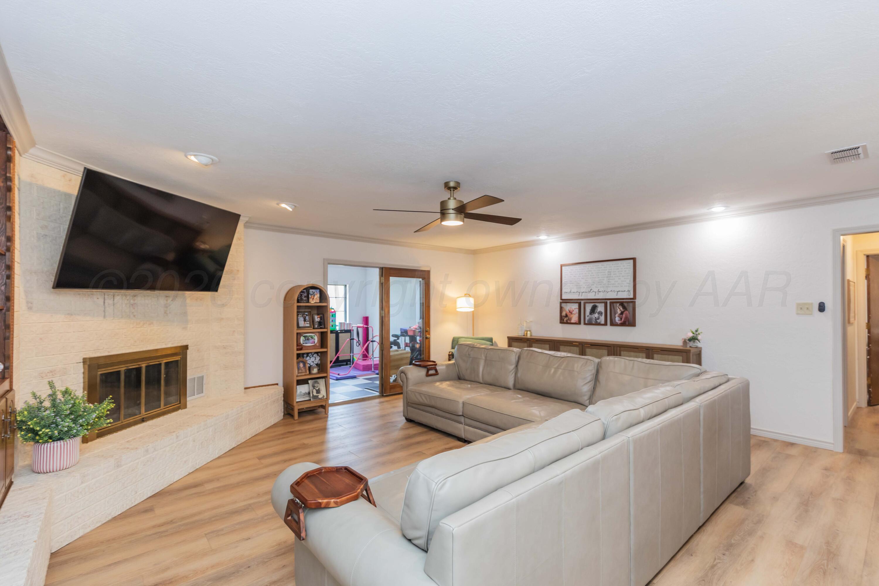 2617 N Fir Street Property Photo 14