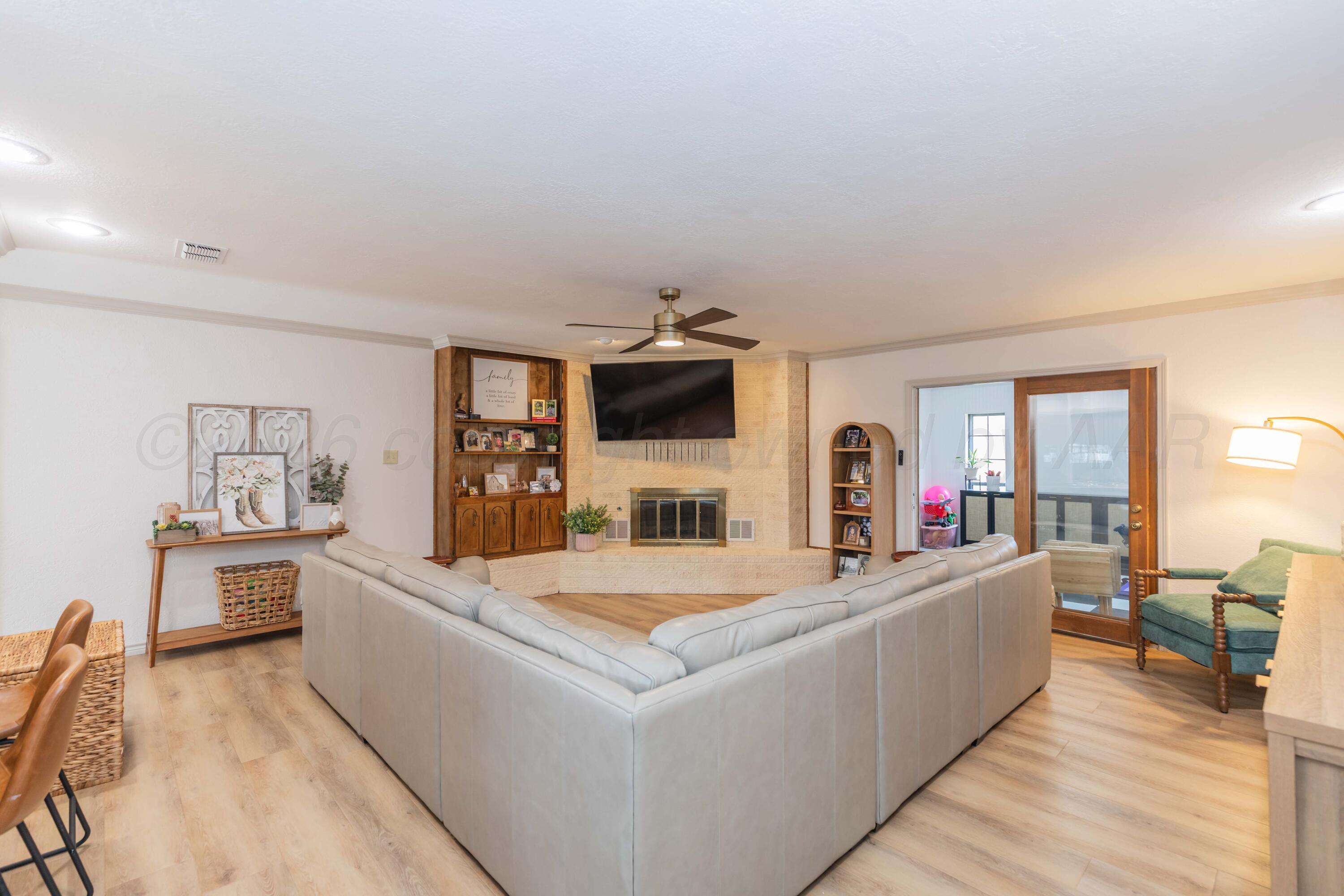 2617 N Fir Street Property Photo 15