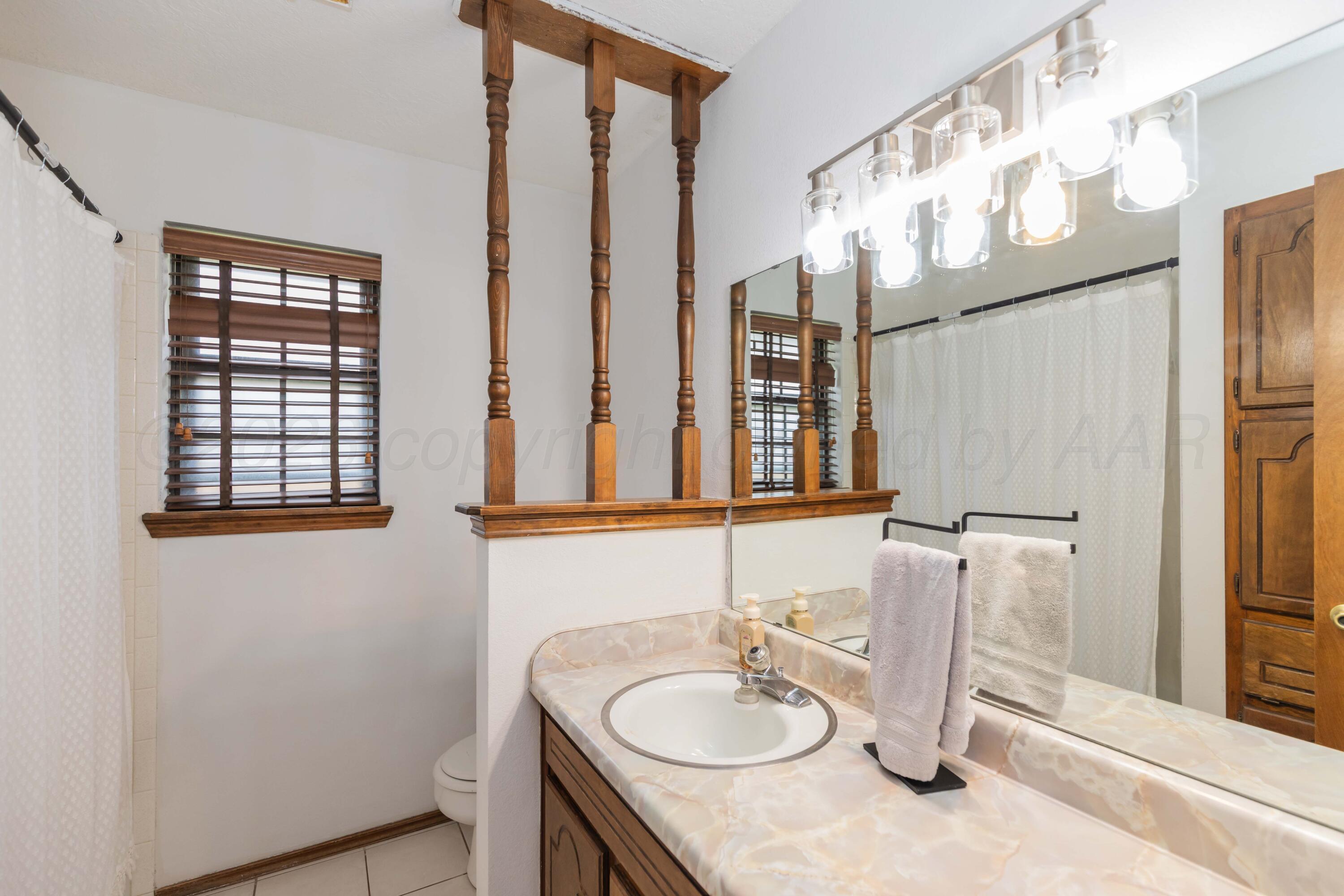 2617 N Fir Street Property Photo 22
