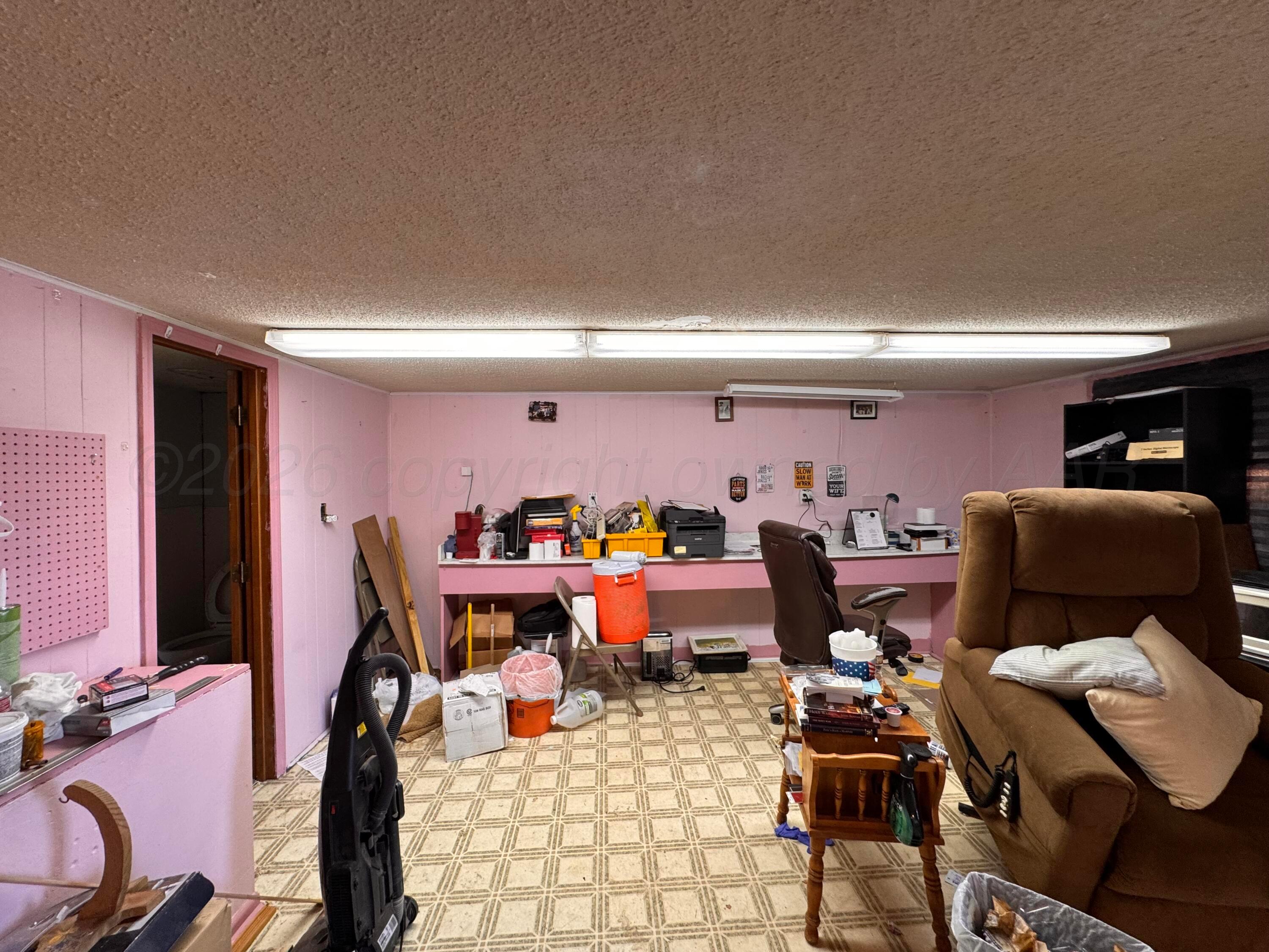 625 Main Street Property Photo 9