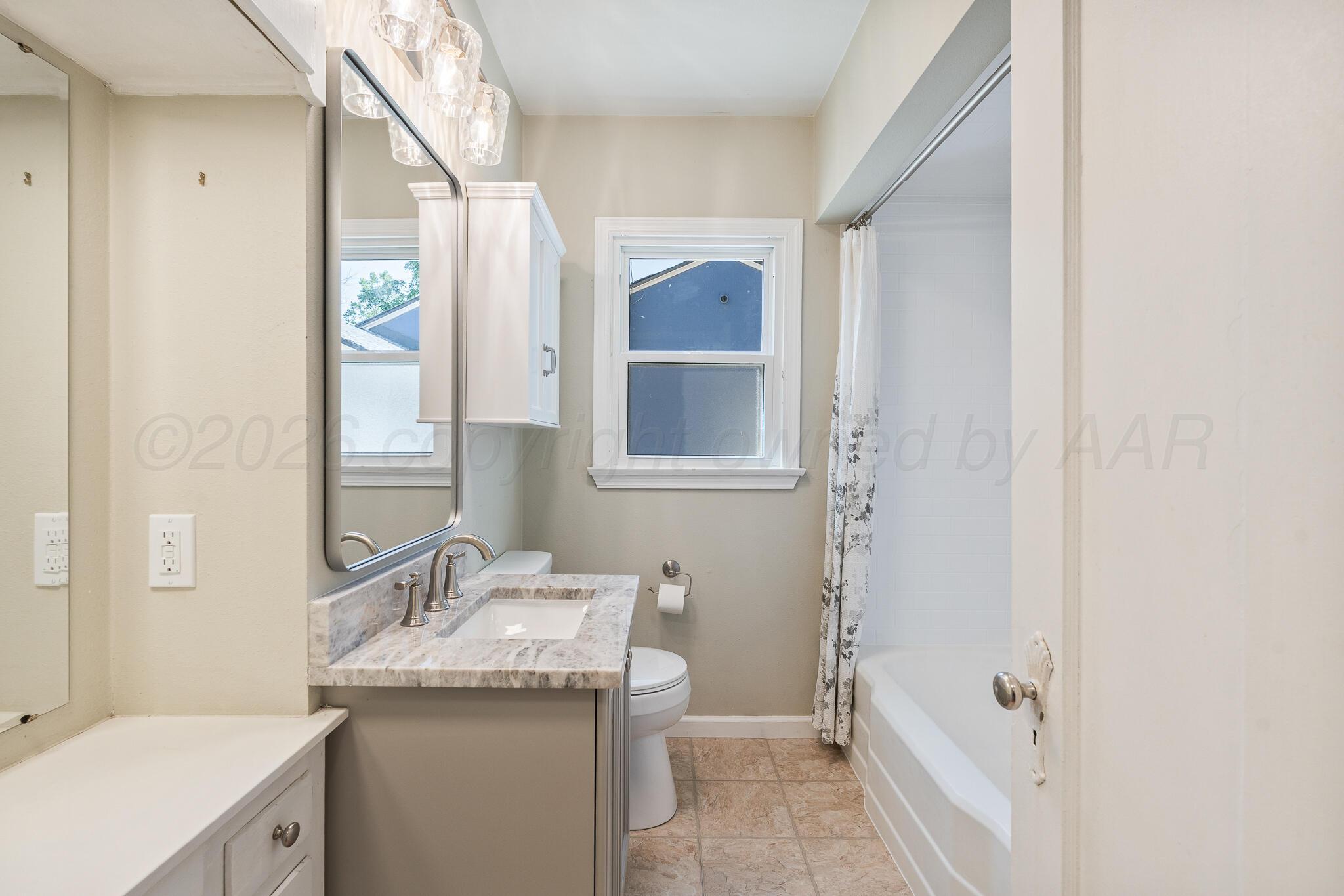 1608 Parker Street Property Photo 8