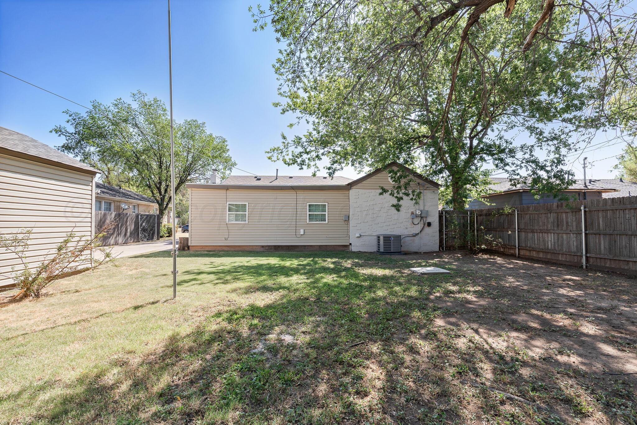 1608 Parker Street Property Photo 29