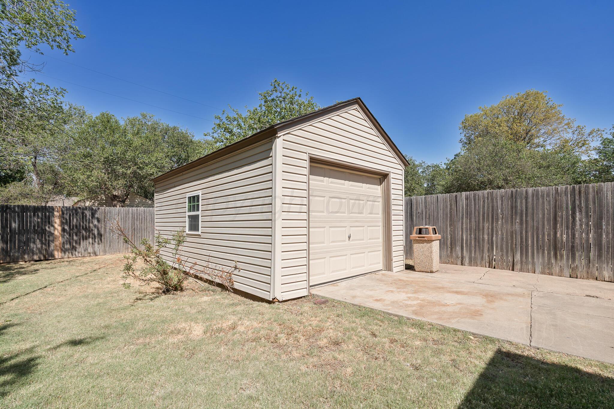 1608 Parker Street Property Photo 33