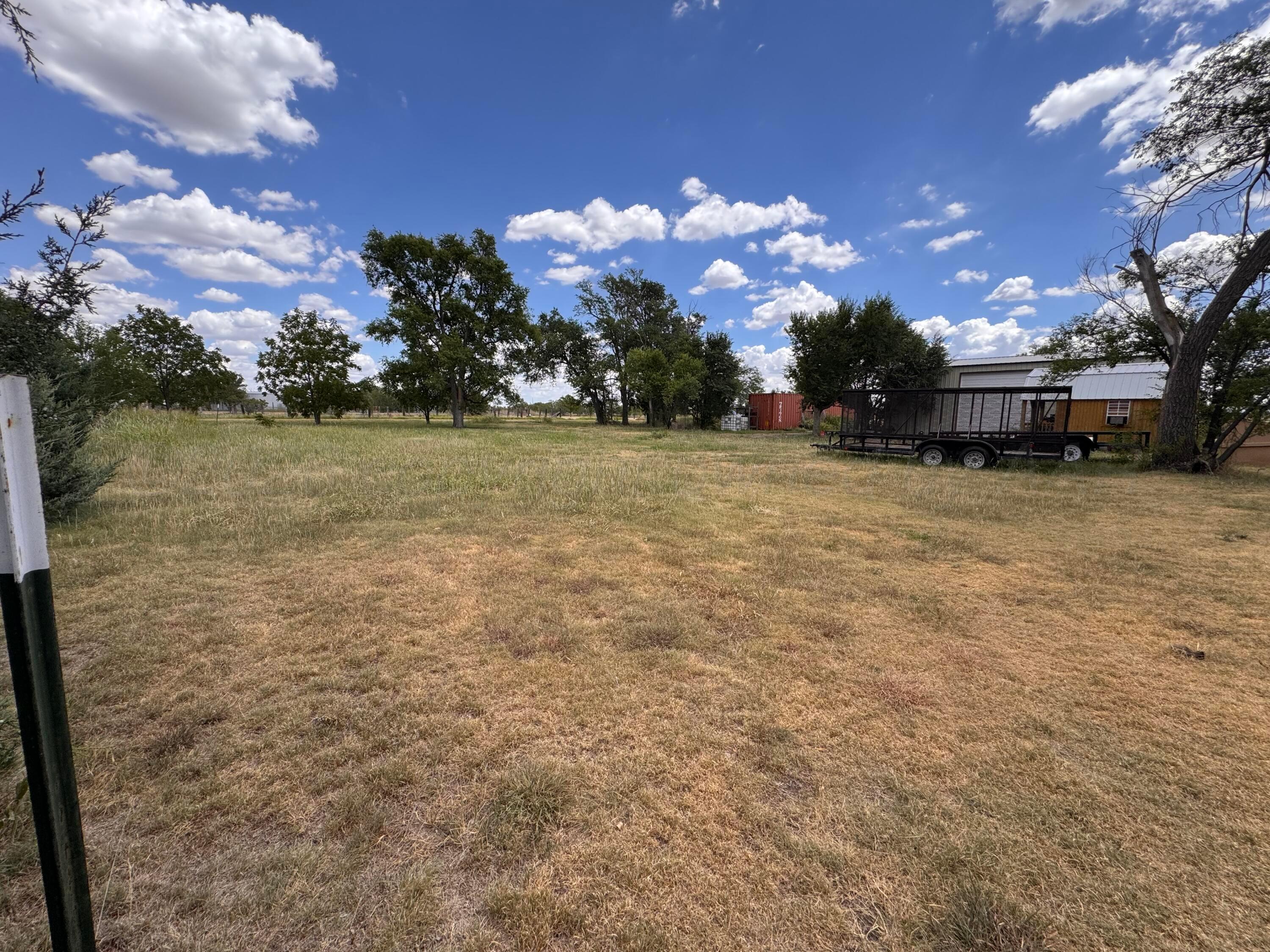 S Brown Avenue Property Photo 28