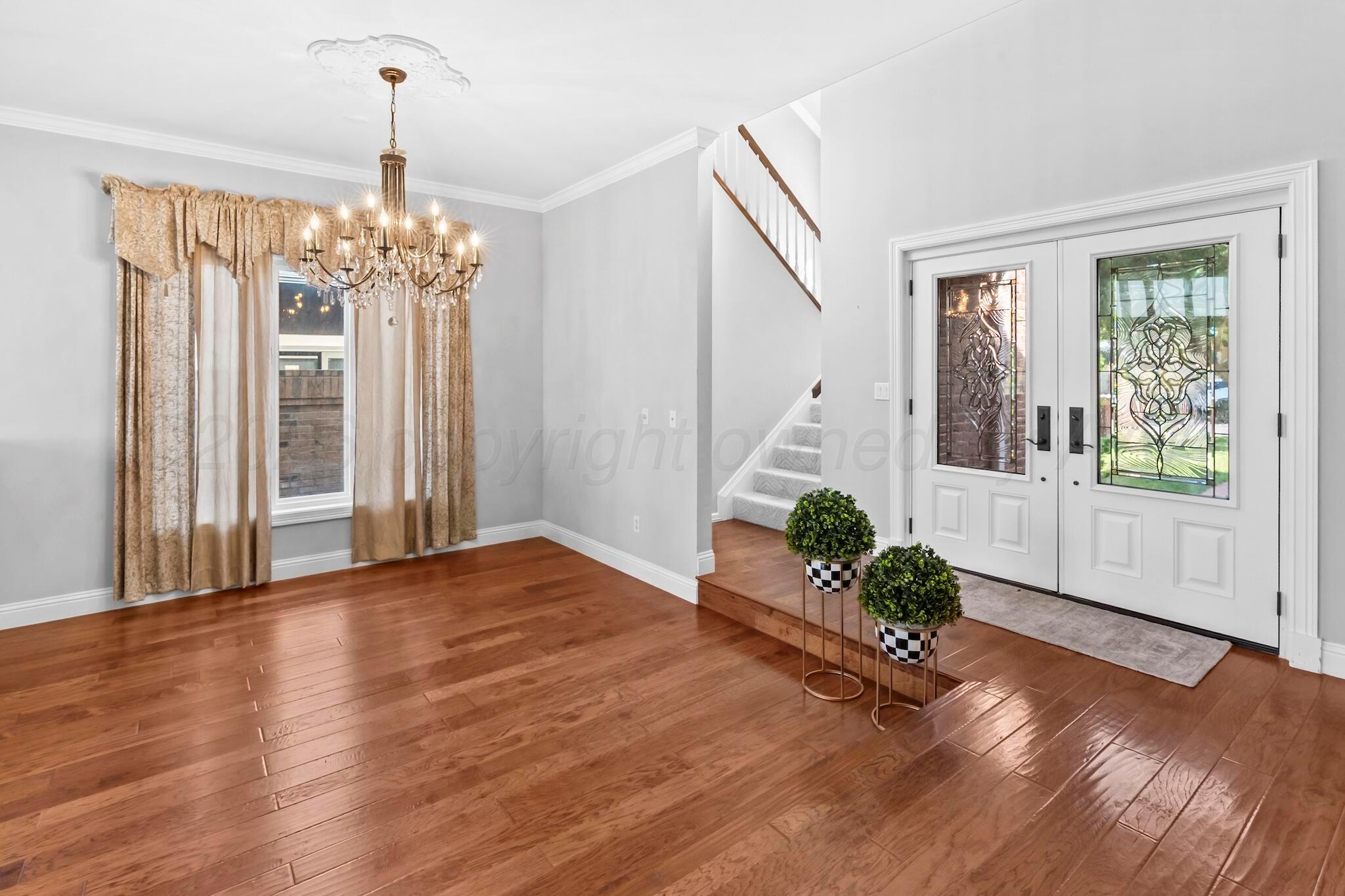 19 Crenshaw Street Property Photo 4