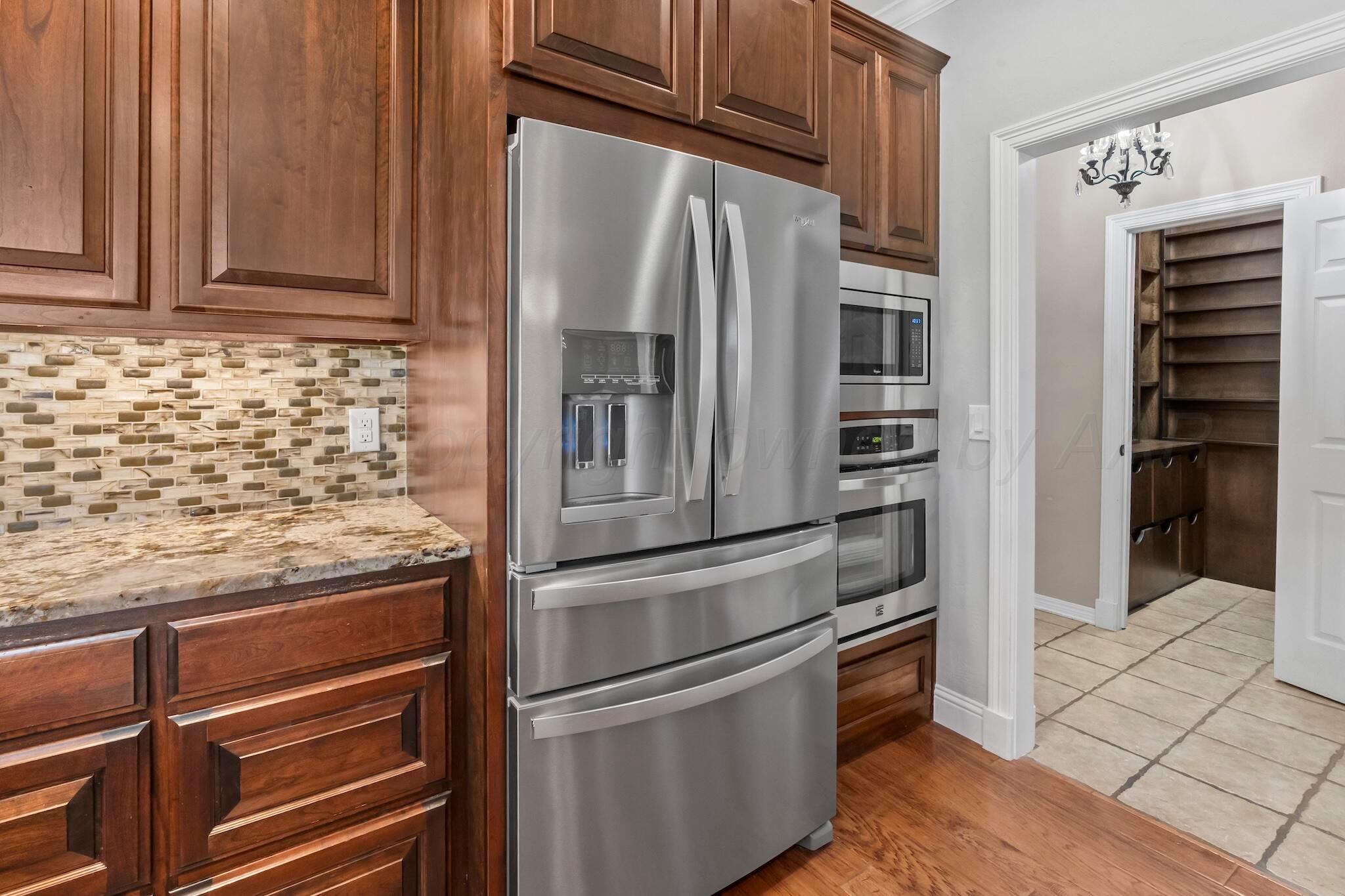 19 Crenshaw Street Property Photo 10