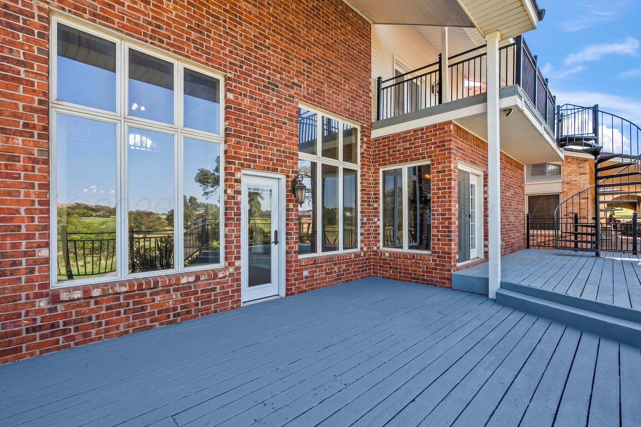 19 Crenshaw Street Property Photo 35