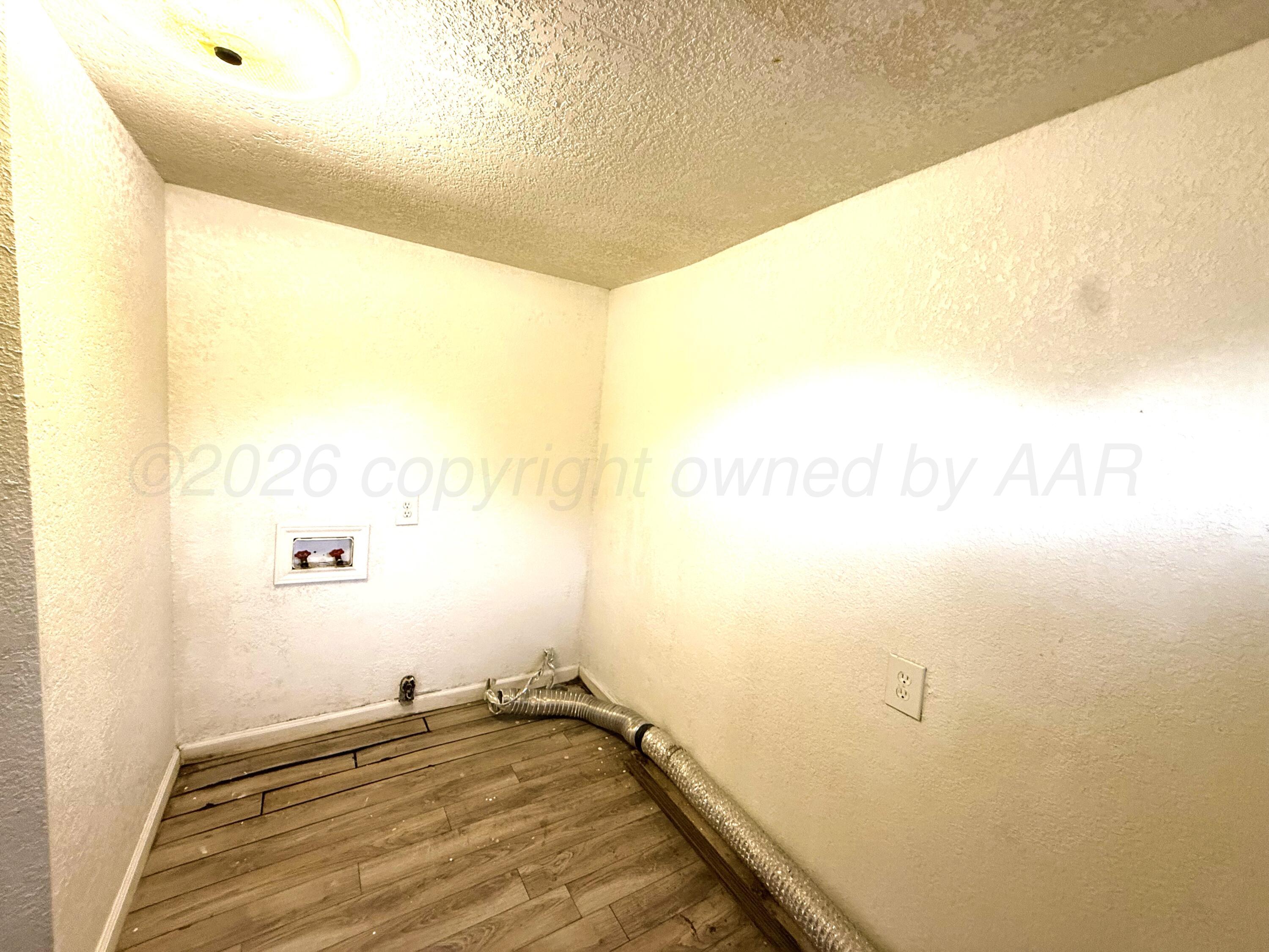 812 N Pearl Street Property Photo 10