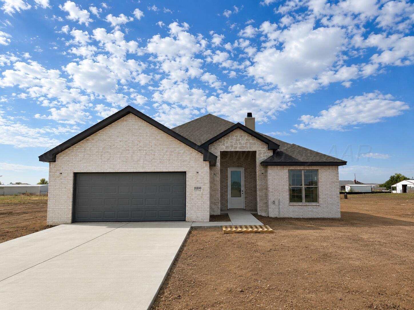 18800 Taurus Trail Property Photo 2