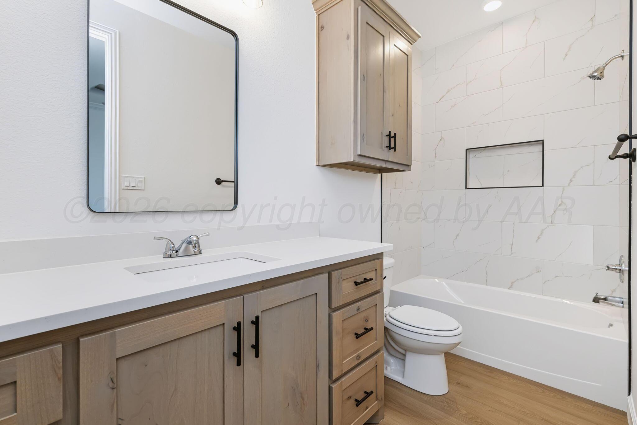 10 Kingston Drive Property Photo 16