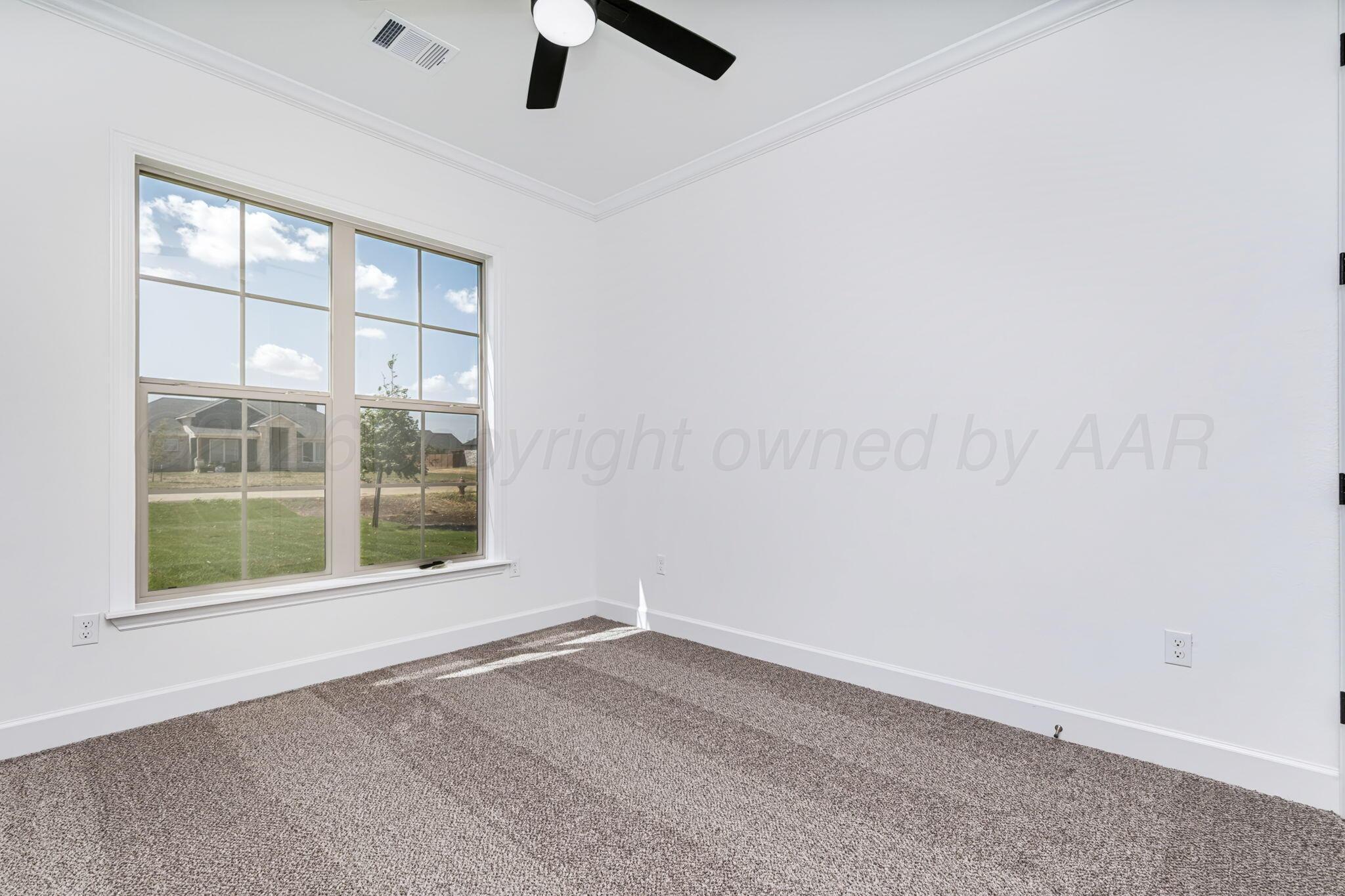 10 Kingston Drive Property Photo 17