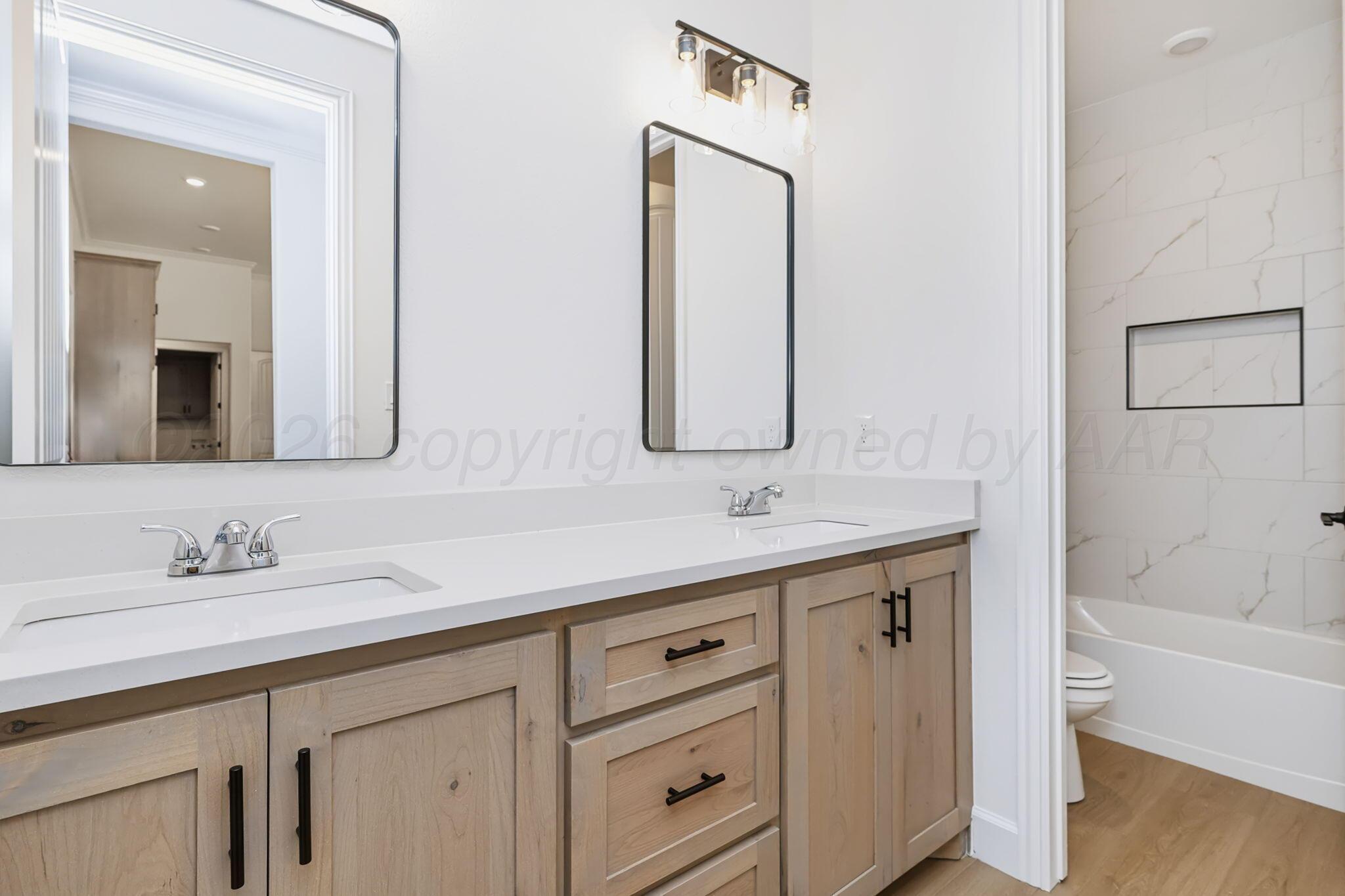 10 Kingston Drive Property Photo 18
