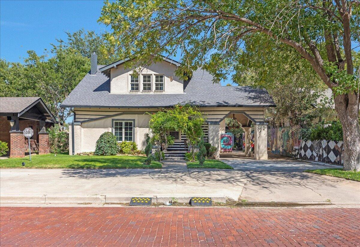 1909 S Harrison Property Photo 1