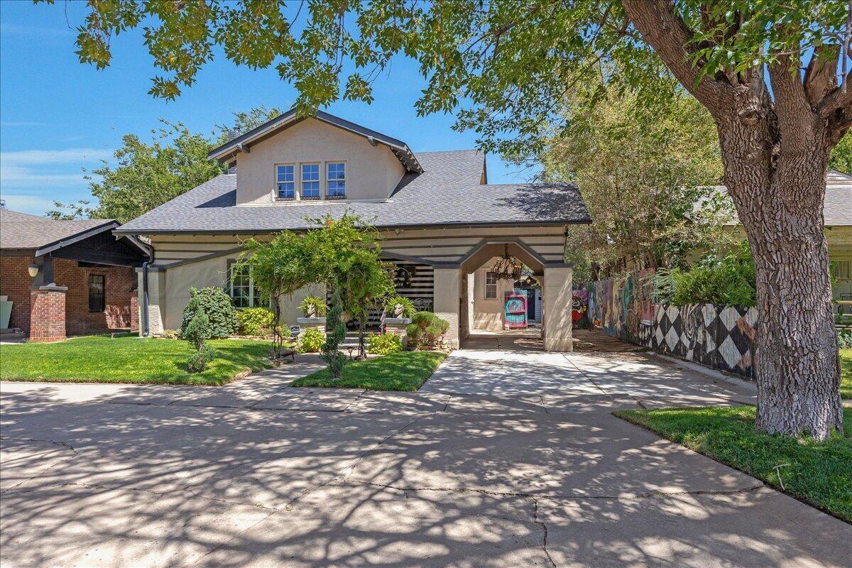 1909 S Harrison Property Photo 3