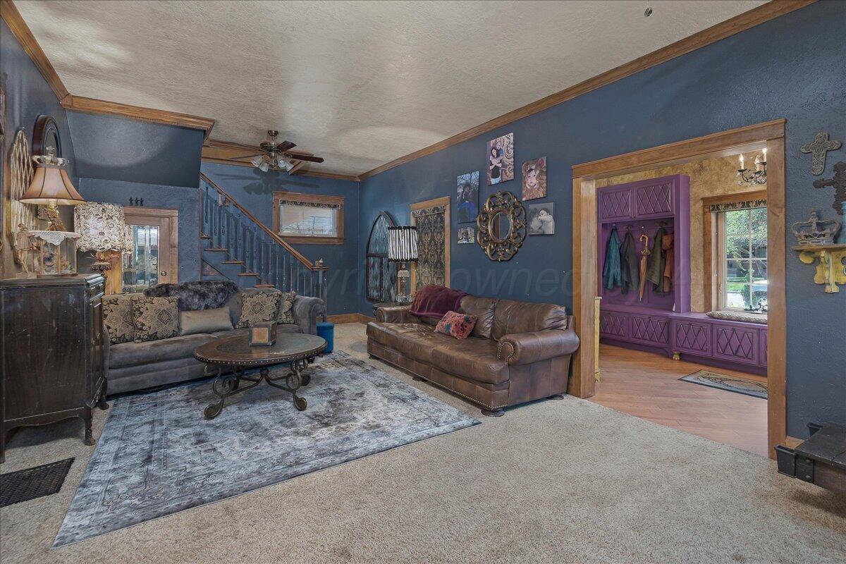 1909 S Harrison Property Photo 9