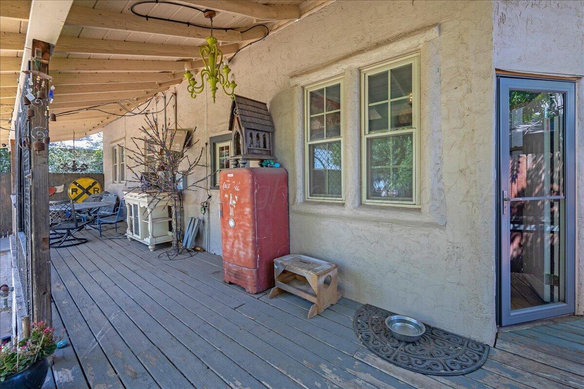 1909 S Harrison Property Photo 33