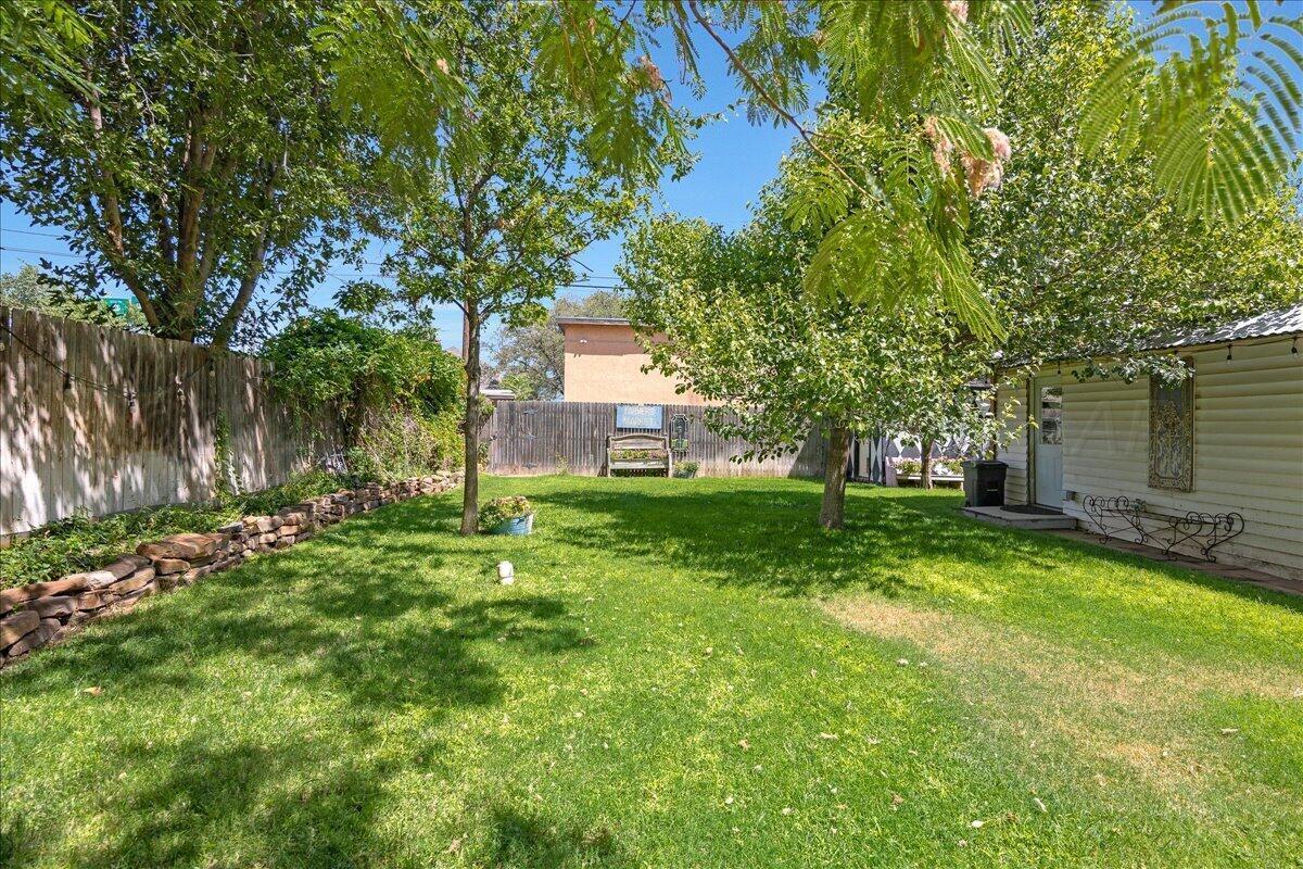 1909 S Harrison Property Photo 35