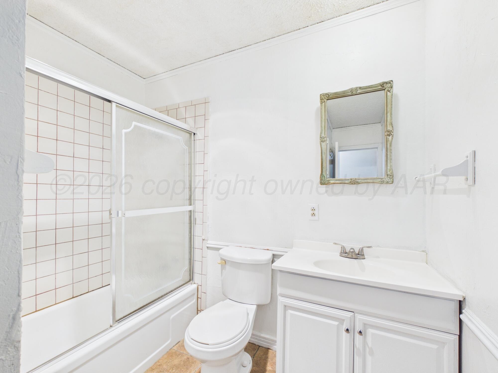 1113 Powell Avenue Property Photo 15