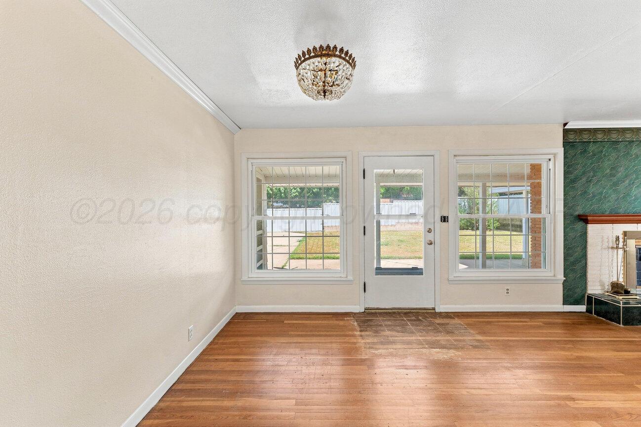 314 Austin Street Property Photo 7