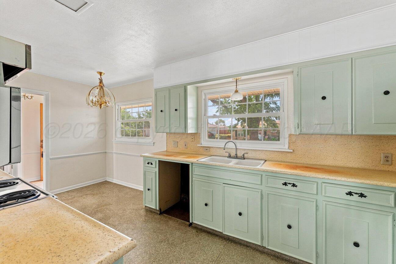 314 Austin Street Property Photo 8