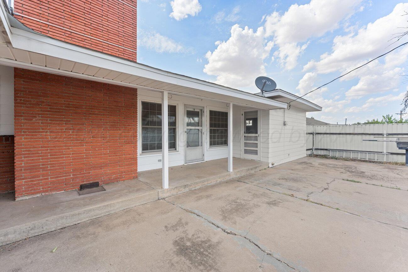 314 Austin Street Property Photo 25