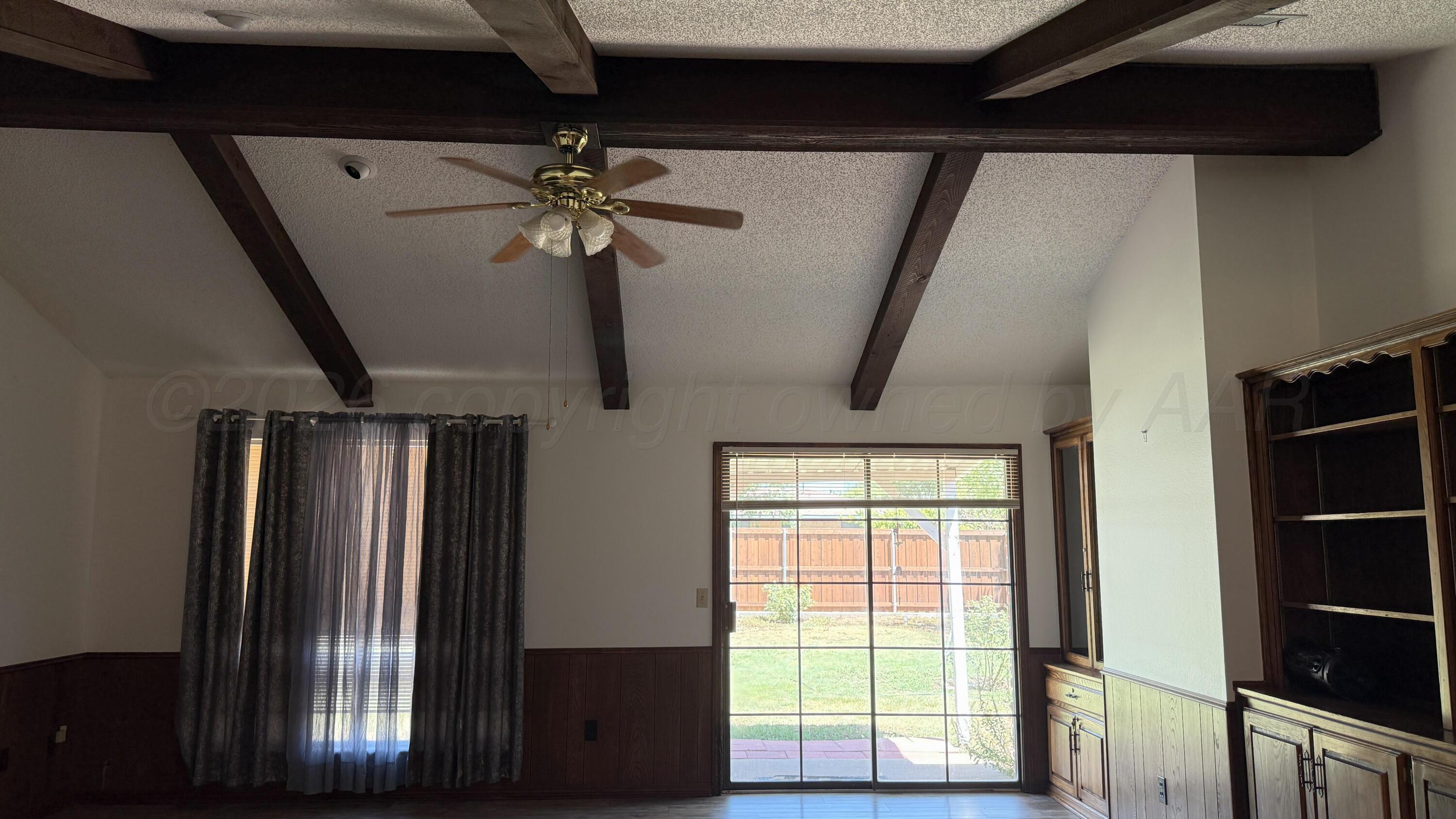 610 Pecan Avenue Property Photo 9