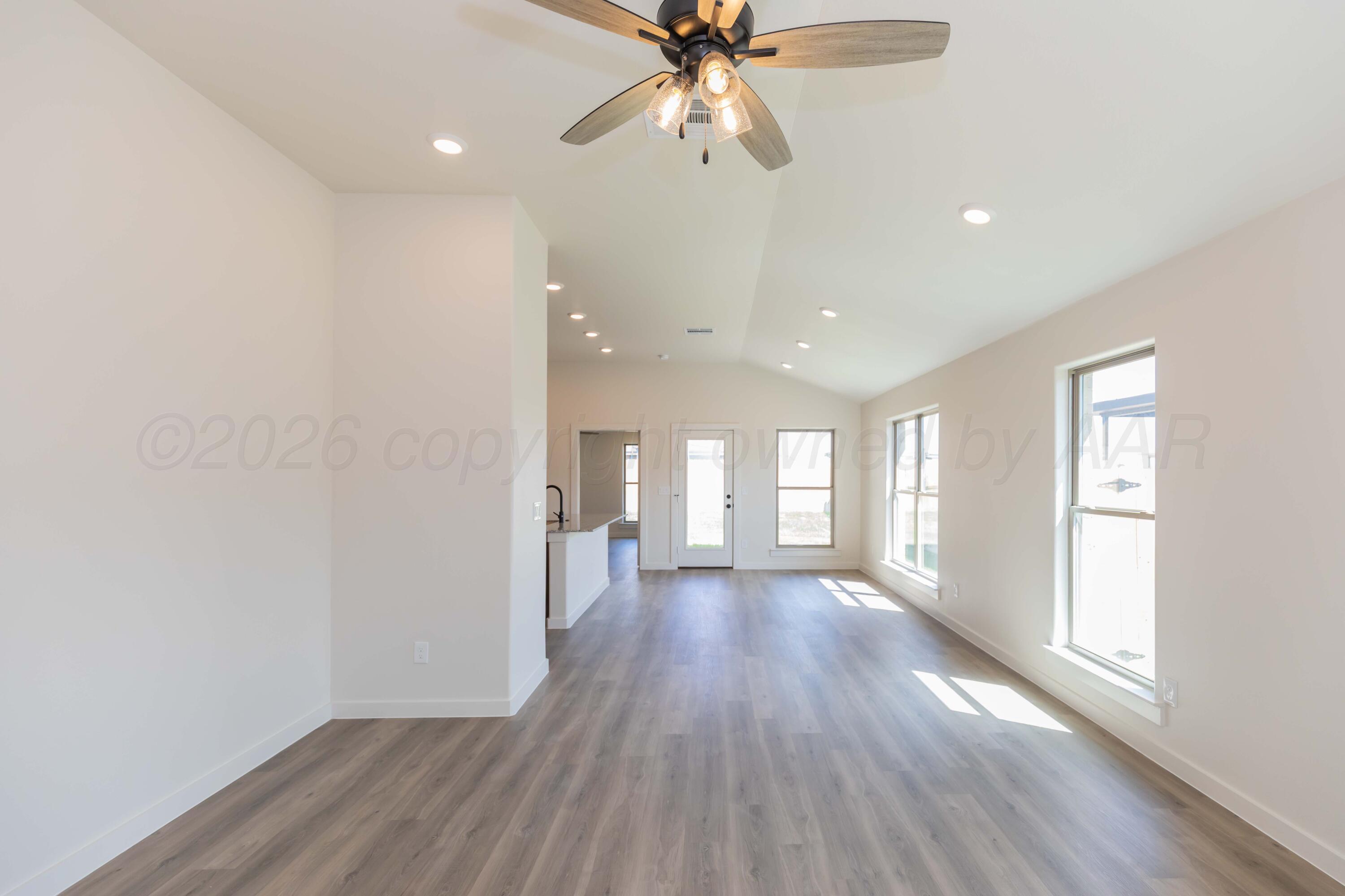 4204 Houlette Street Property Photo 4