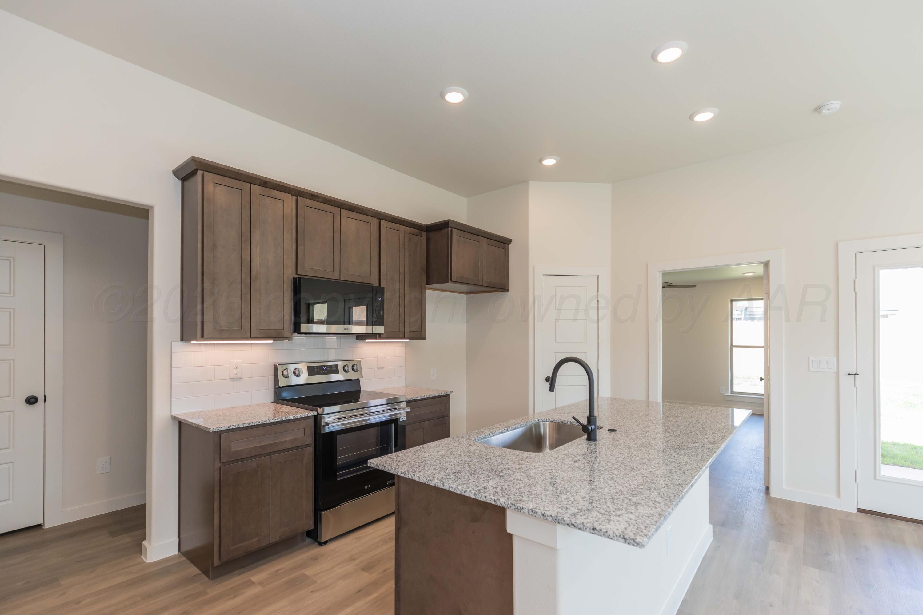 4204 Houlette Street Property Photo 5