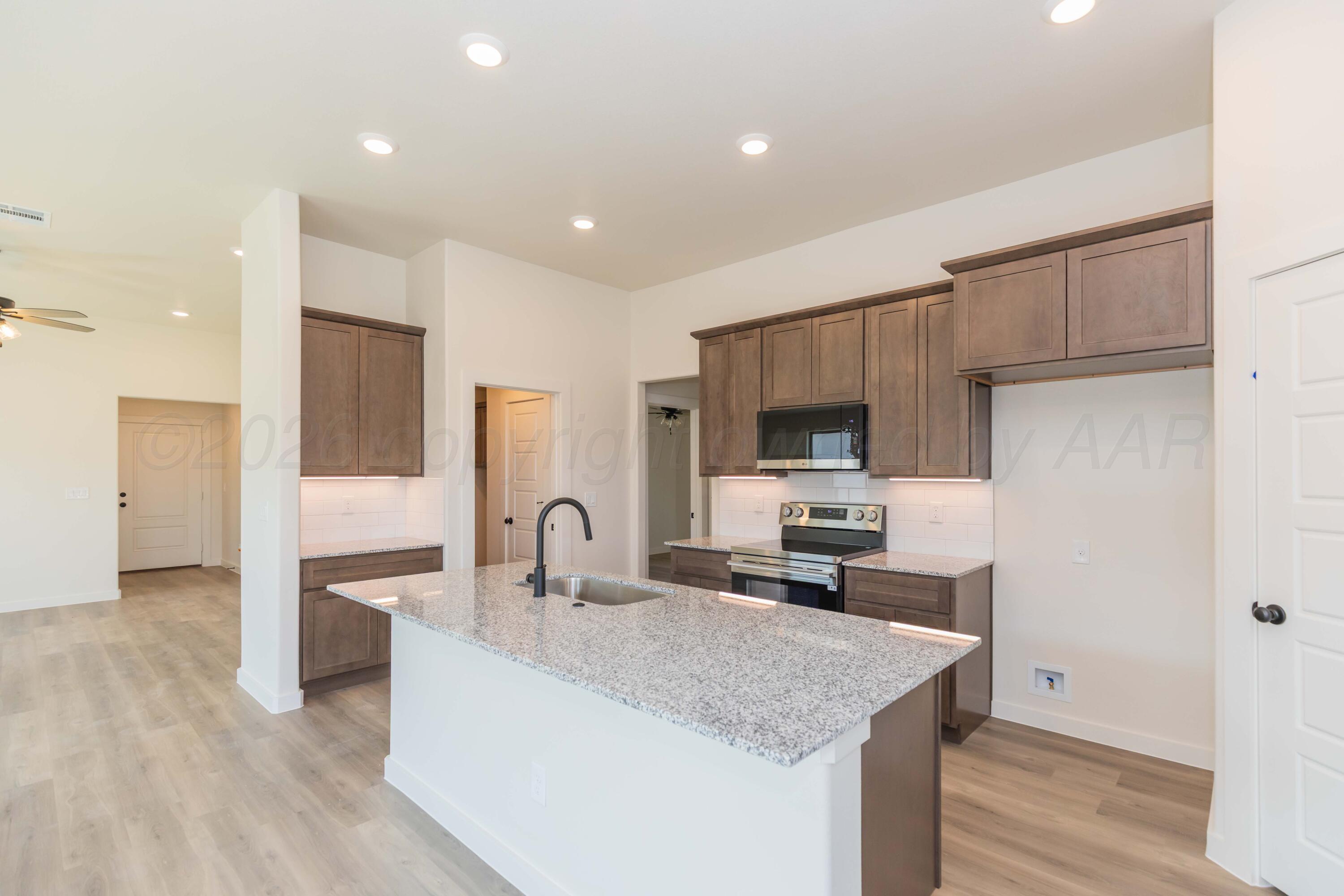 4204 Houlette Street Property Photo 7