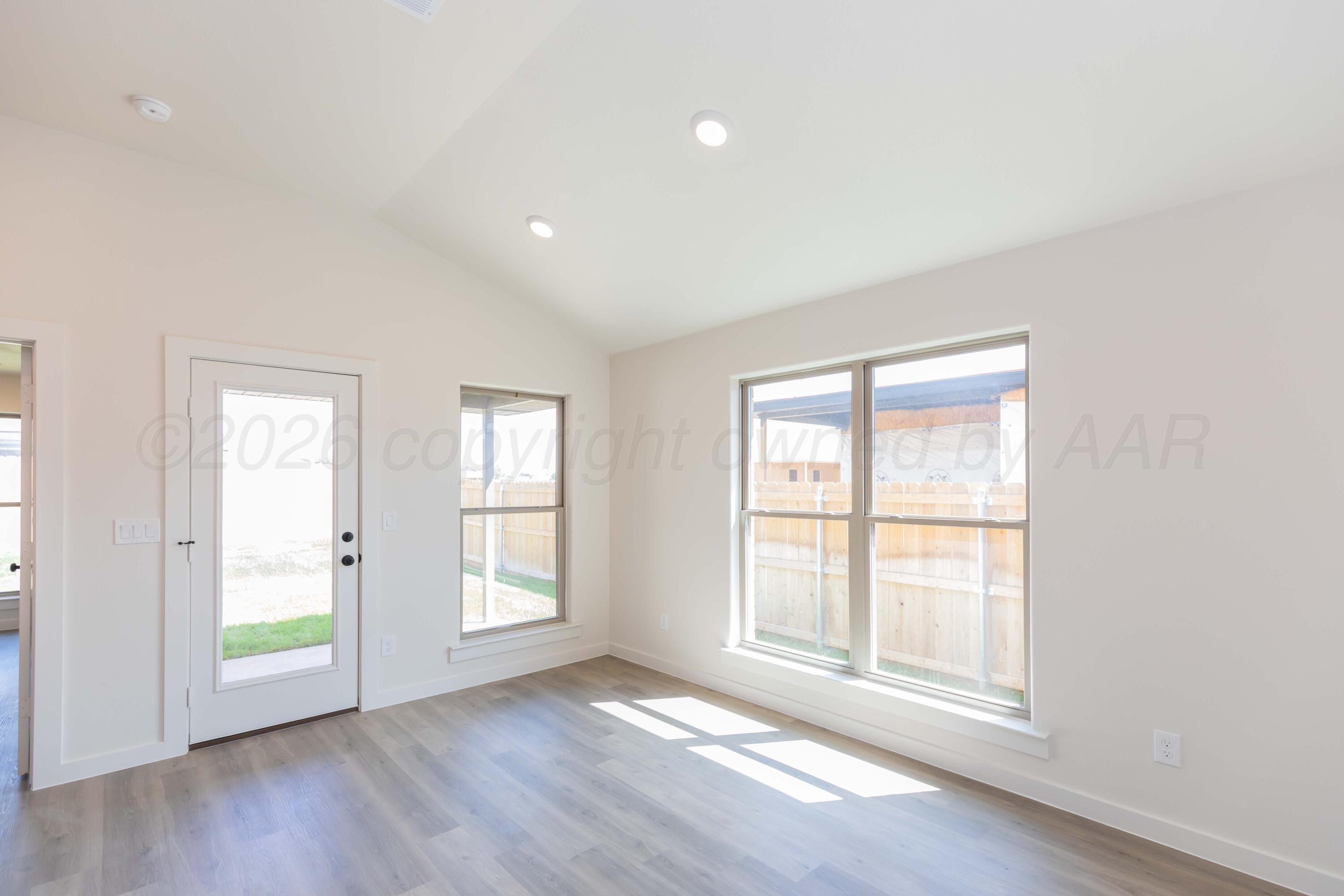 4204 Houlette Street Property Photo 8