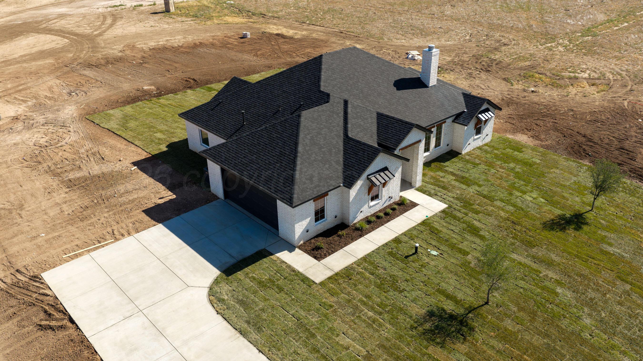 18300 Joplin Drive Property Photo 4