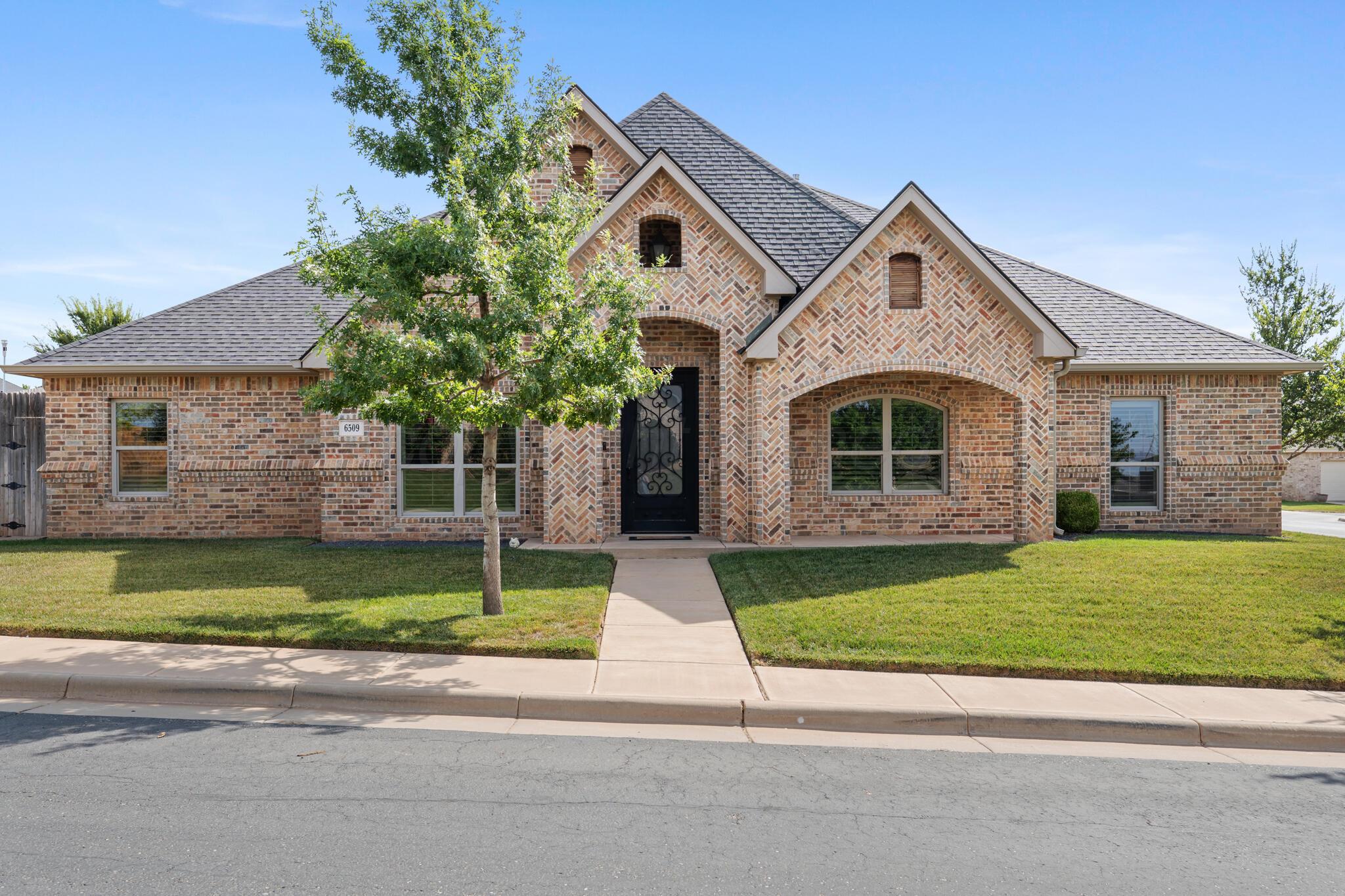 6509 TATUM Circle Property Photo 1