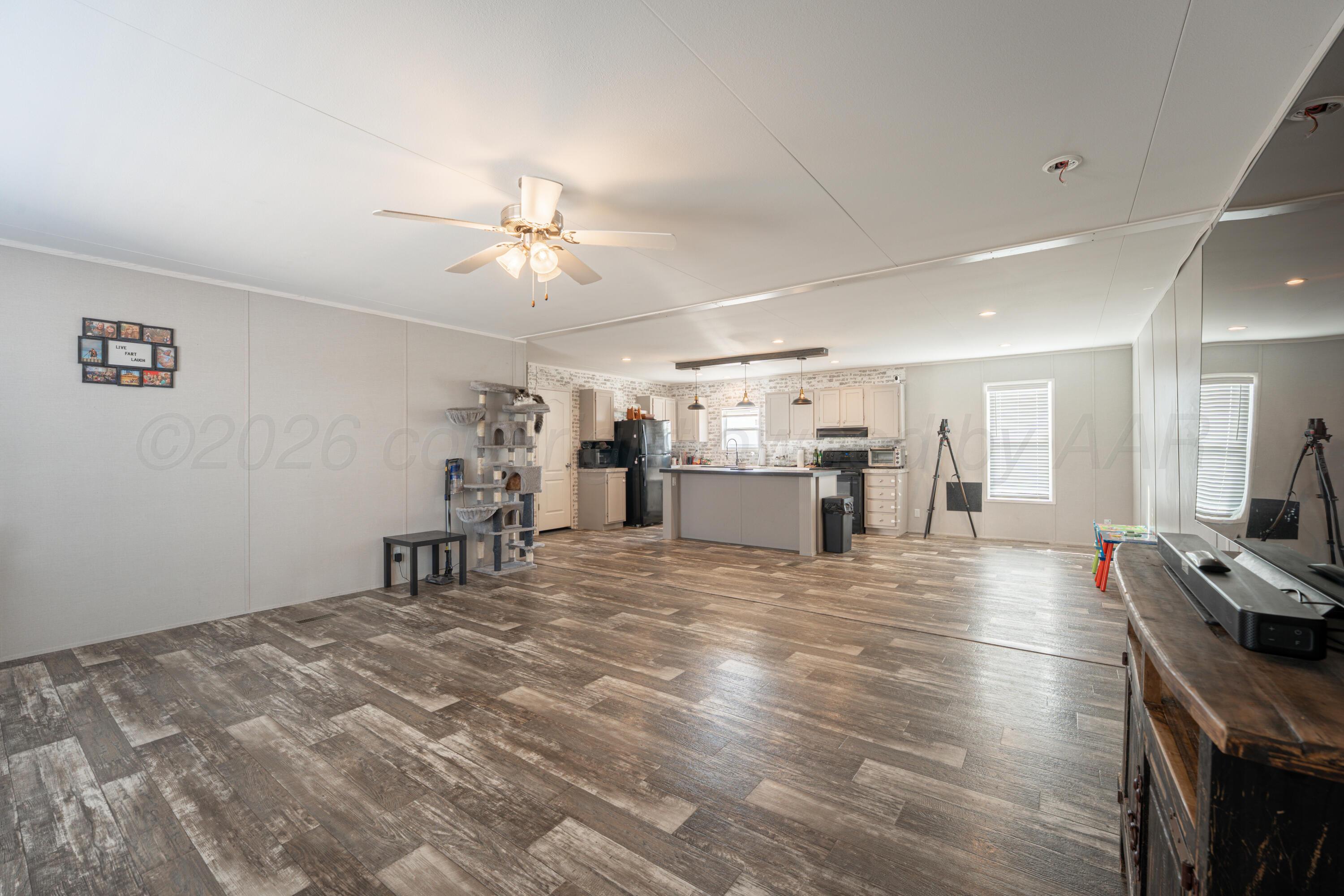 21501 Pawnee Trail Property Photo 4