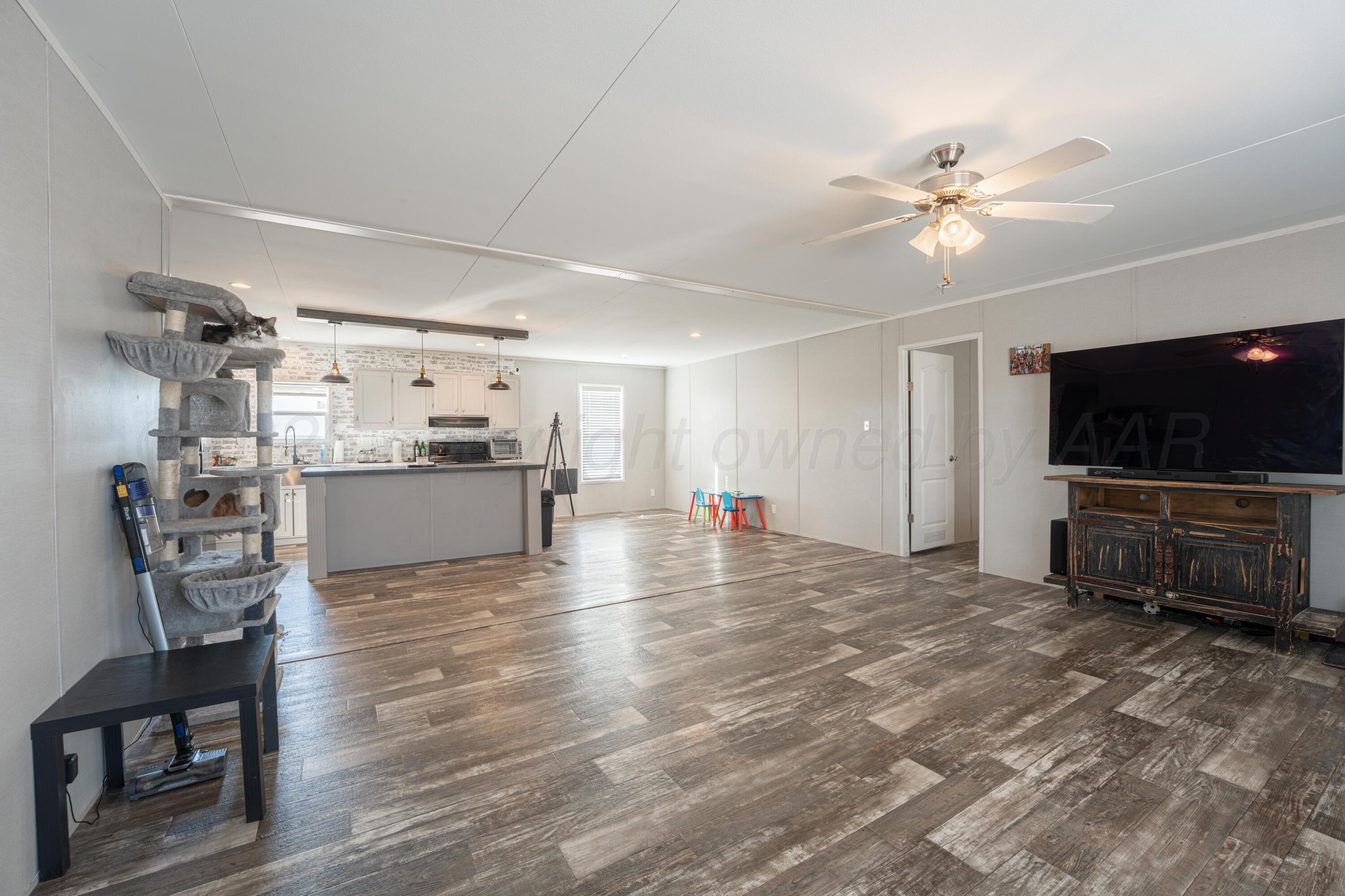 21501 Pawnee Trail Property Photo 5
