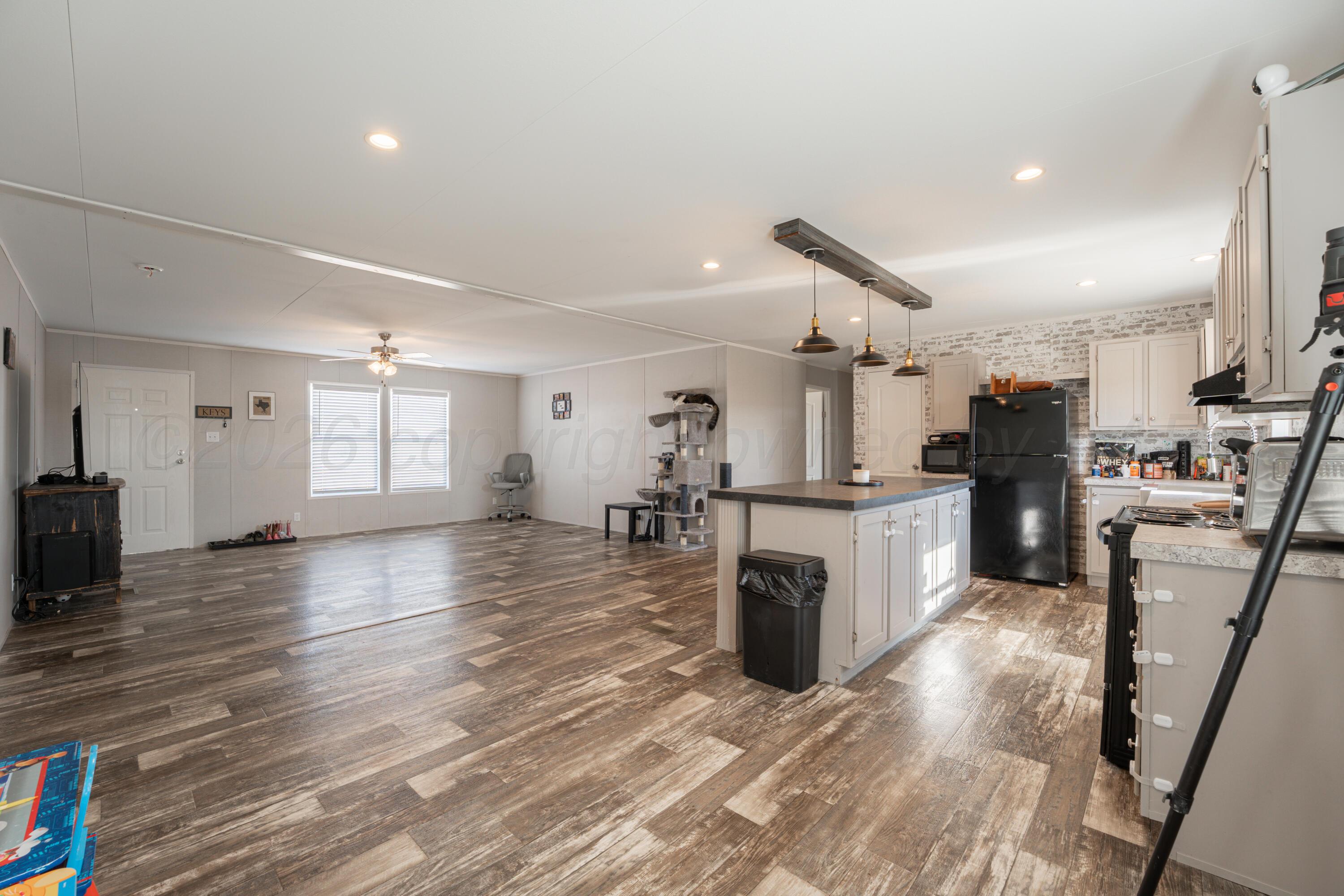 21501 Pawnee Trail Property Photo 6