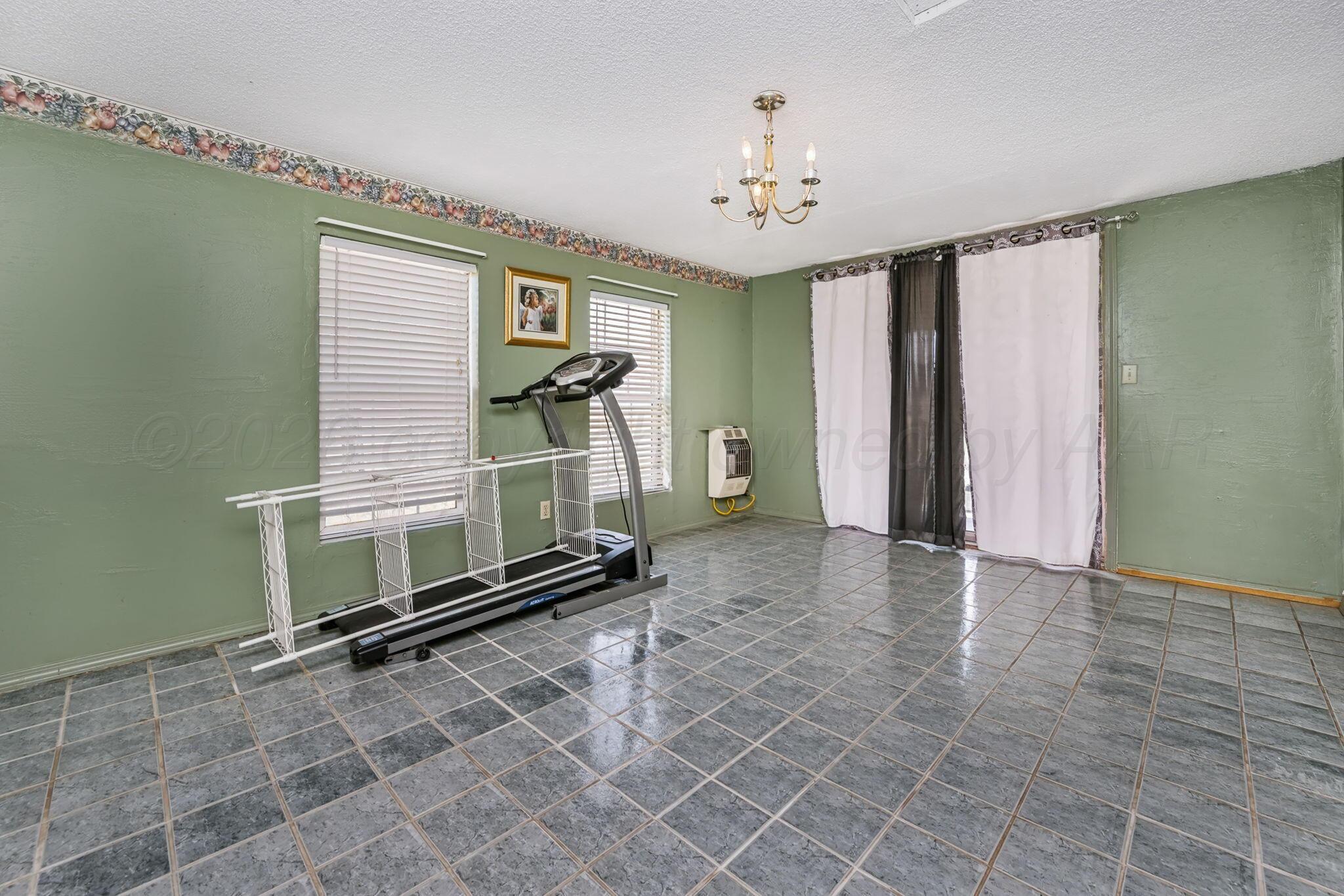 12804 S Western Street Property Photo 9